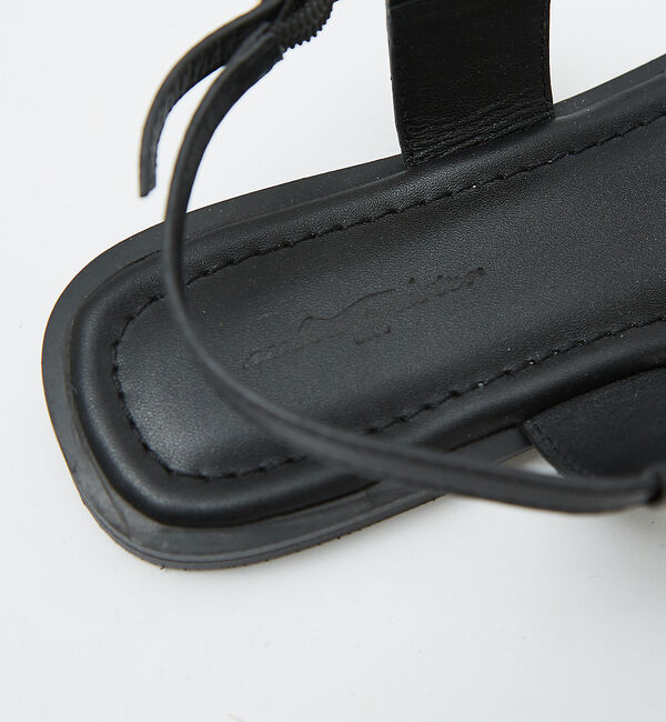 AU BANNISTER「【販売店舗限定】ニュアンスリング ストラップサンダル」|サンダル|