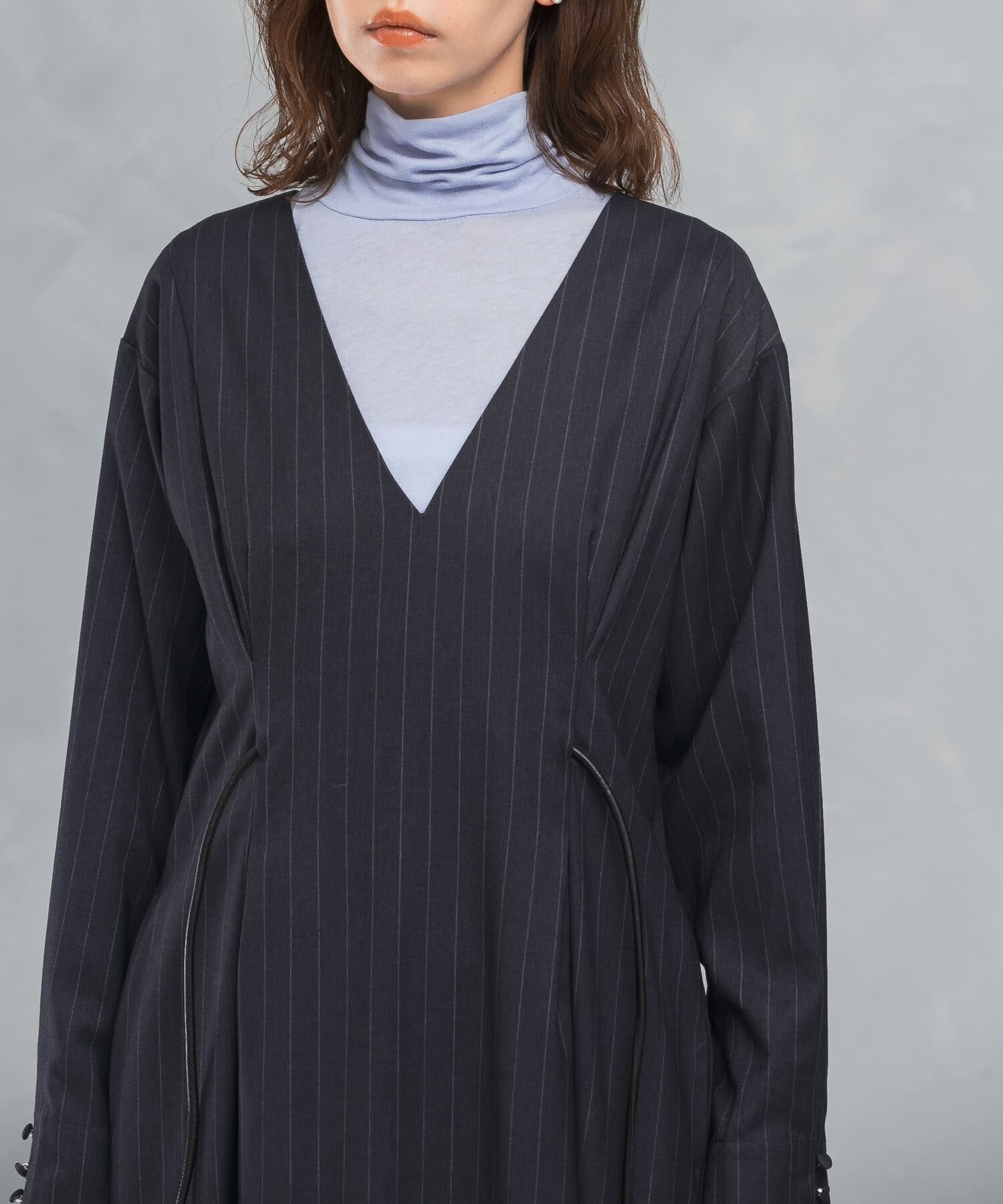 URBAN RESEARCH ROSSO「Vネックベルト付ストレートワンピース」|ワンピース|