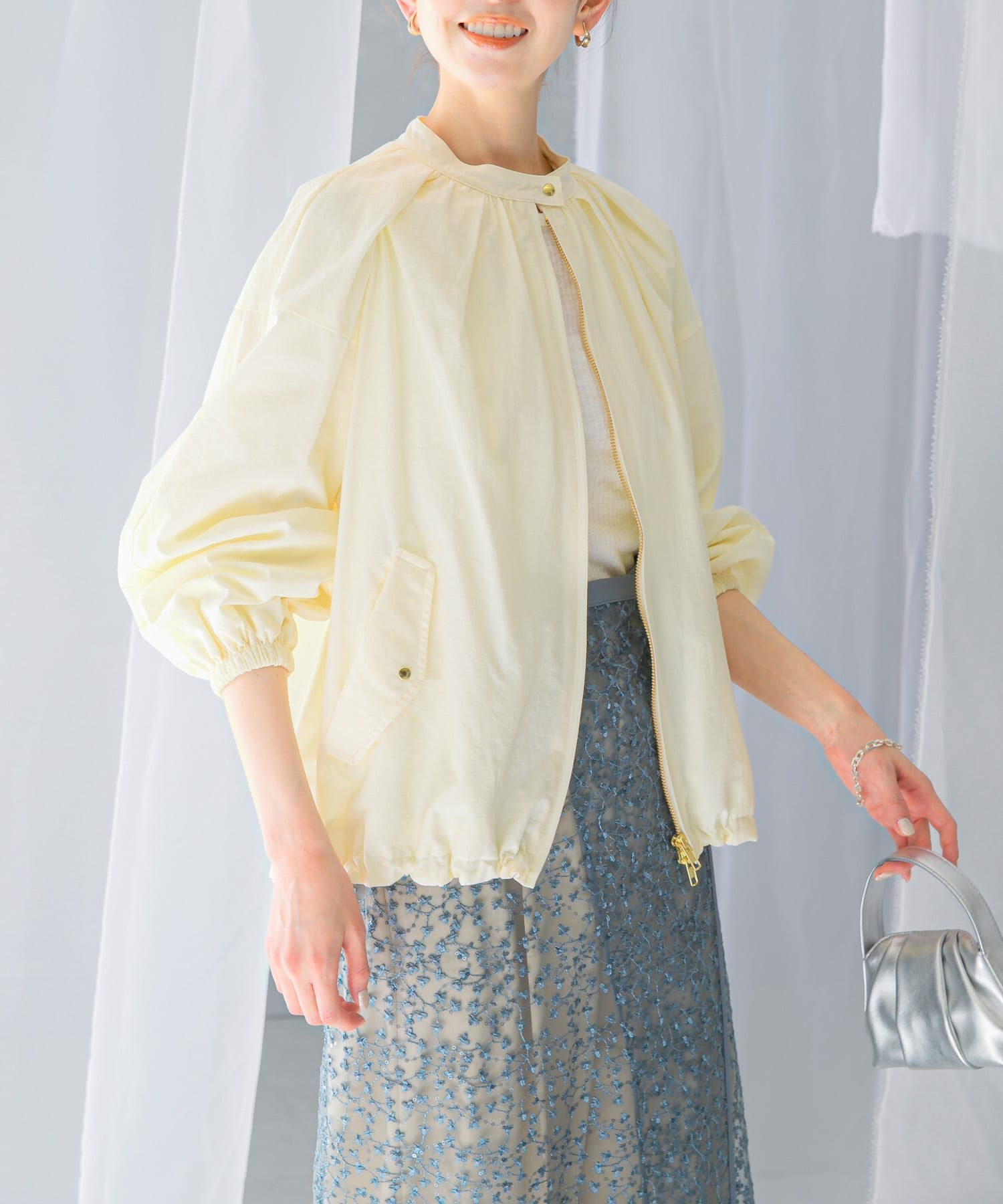 URBAN RESEARCH ROSSO「ギャザーボリュームブルゾン」|ブルゾン・スタジャン|