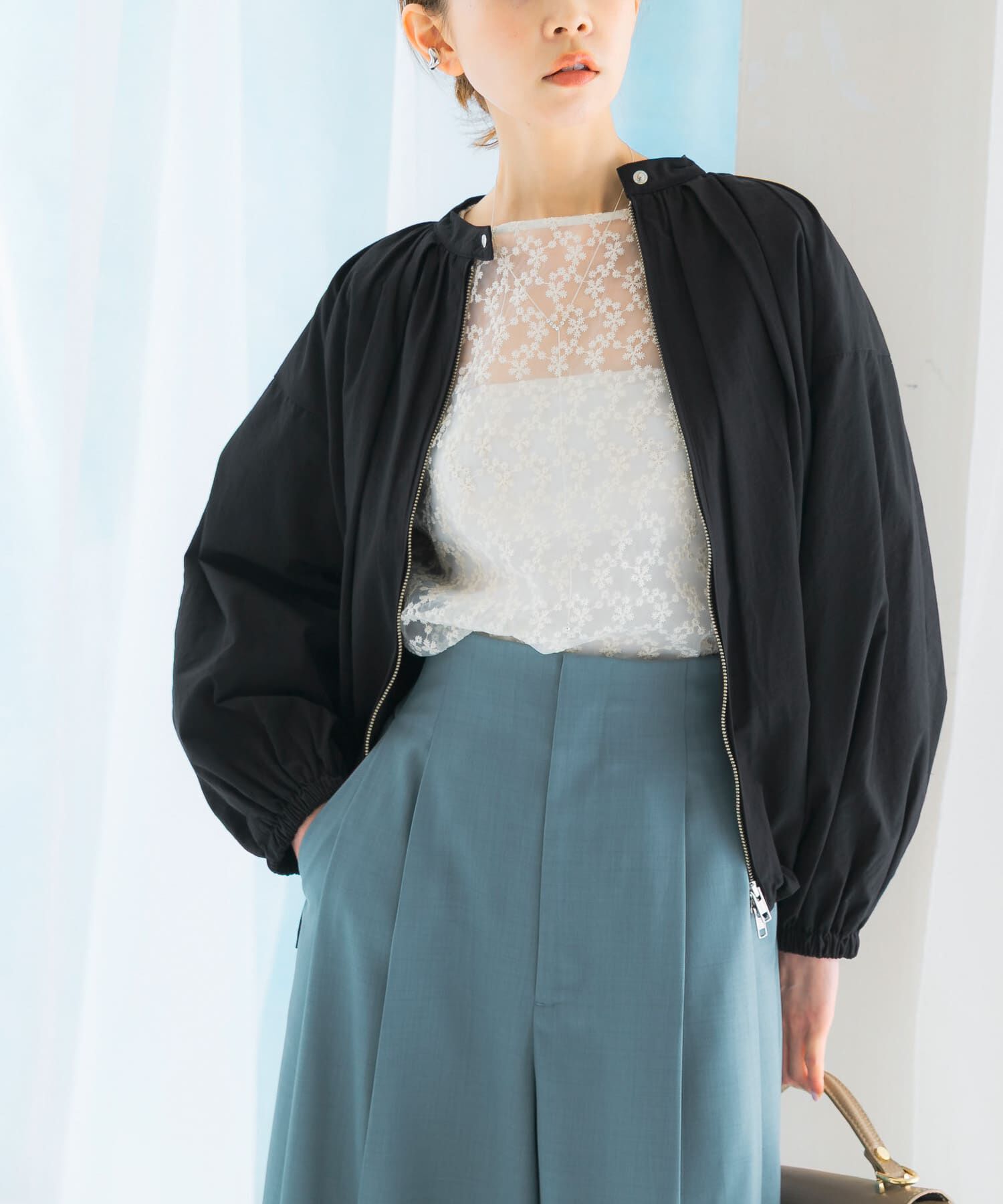 URBAN RESEARCH ROSSO「ギャザーボリュームブルゾン」|ブルゾン・スタジャン|ブラック