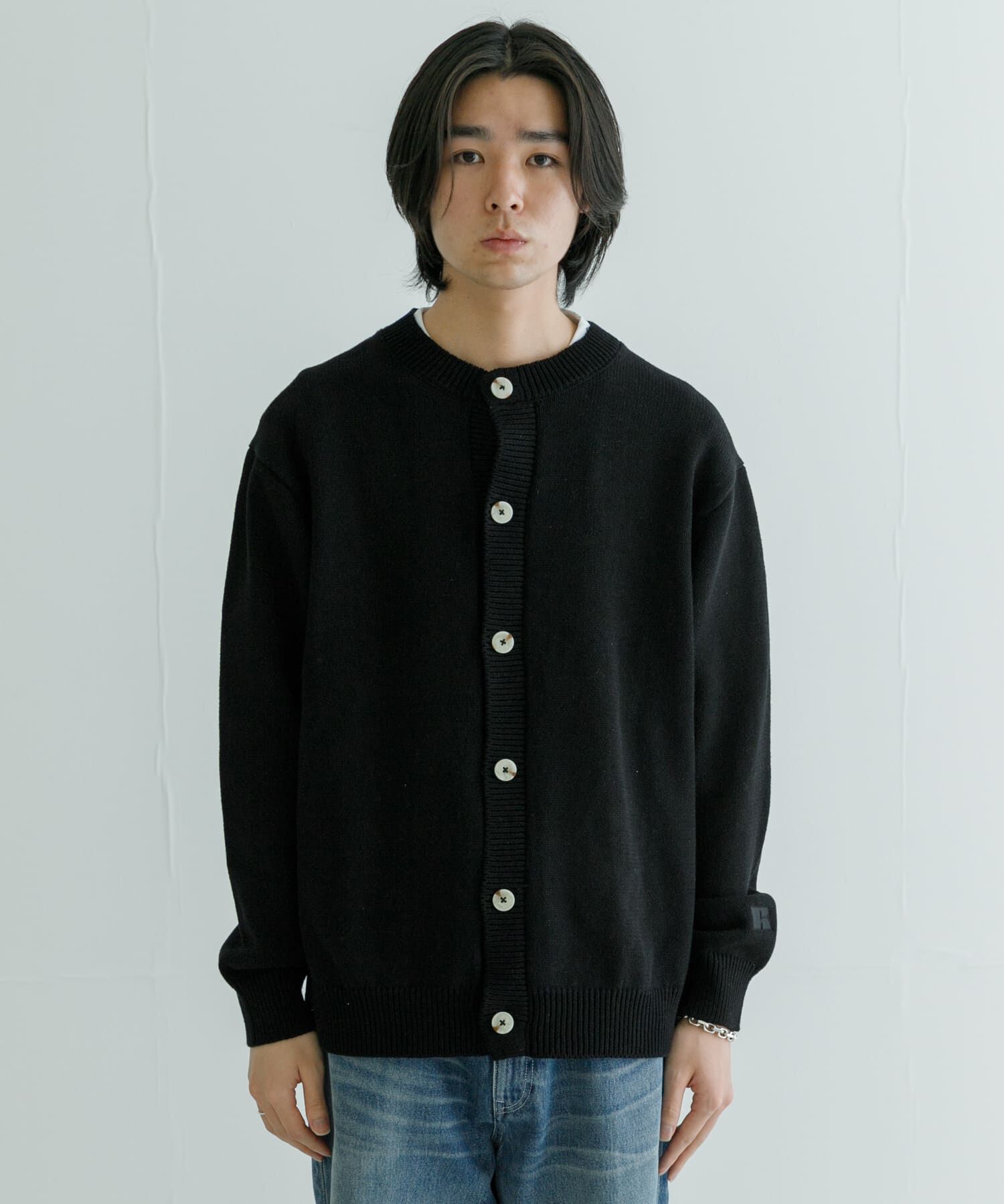 URBAN RESEARCH「『別注』RUSSELL ATHLETIC&times;UR　CREW NECK CARDIGAN」|カーディガン|