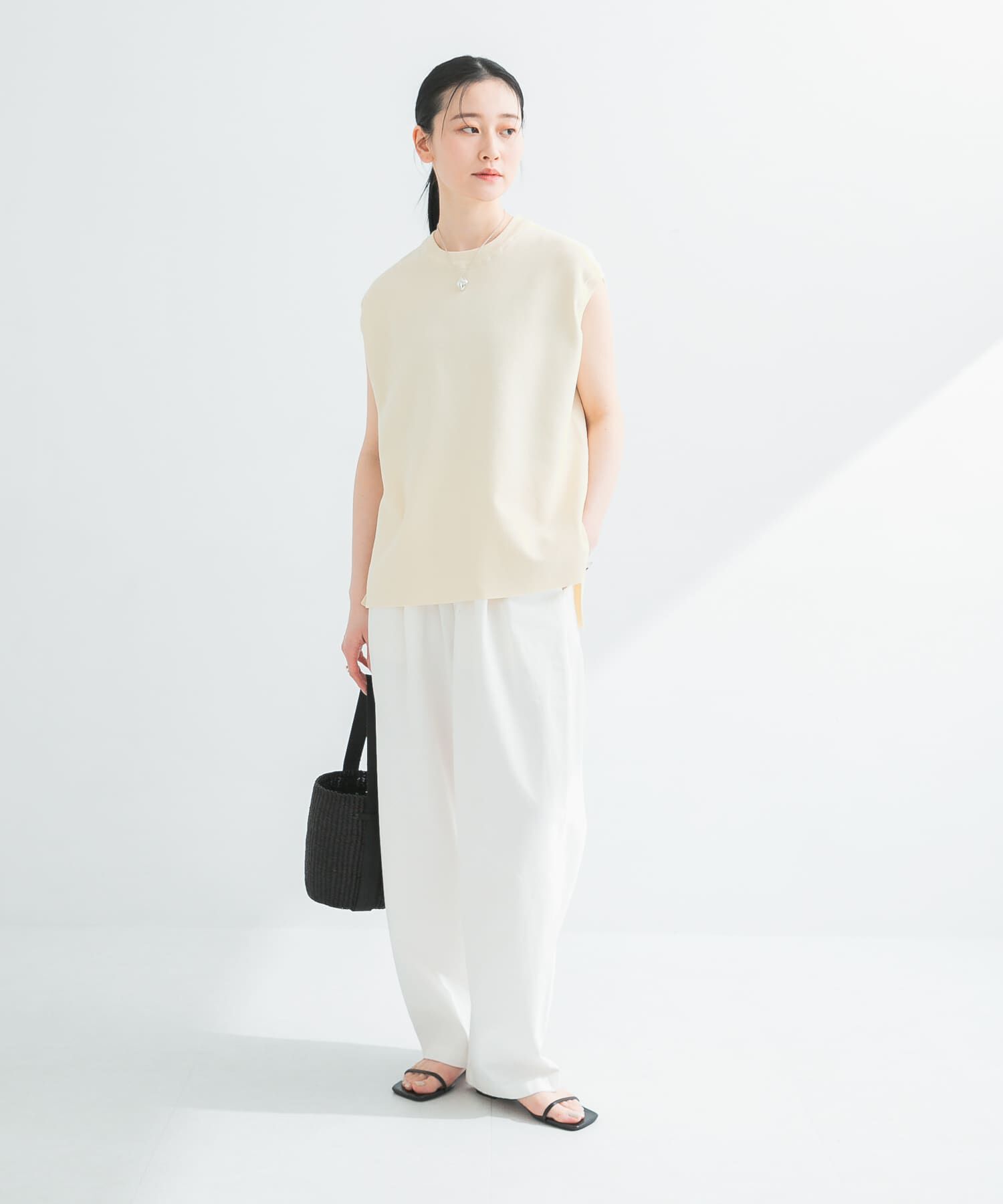 URBAN RESEARCH「フレンチスリーブチュニックニット」|ベスト・ジレ|