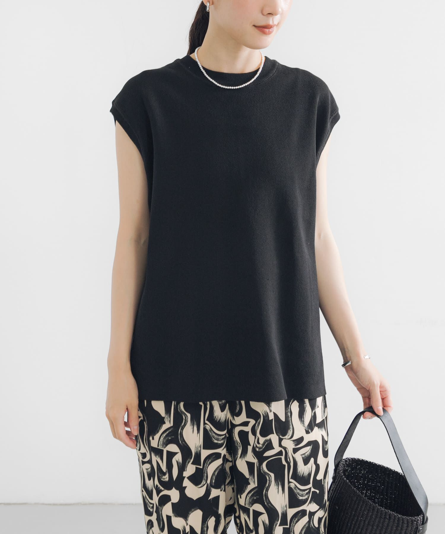 URBAN RESEARCH「フレンチスリーブチュニックニット」|ベスト・ジレ|