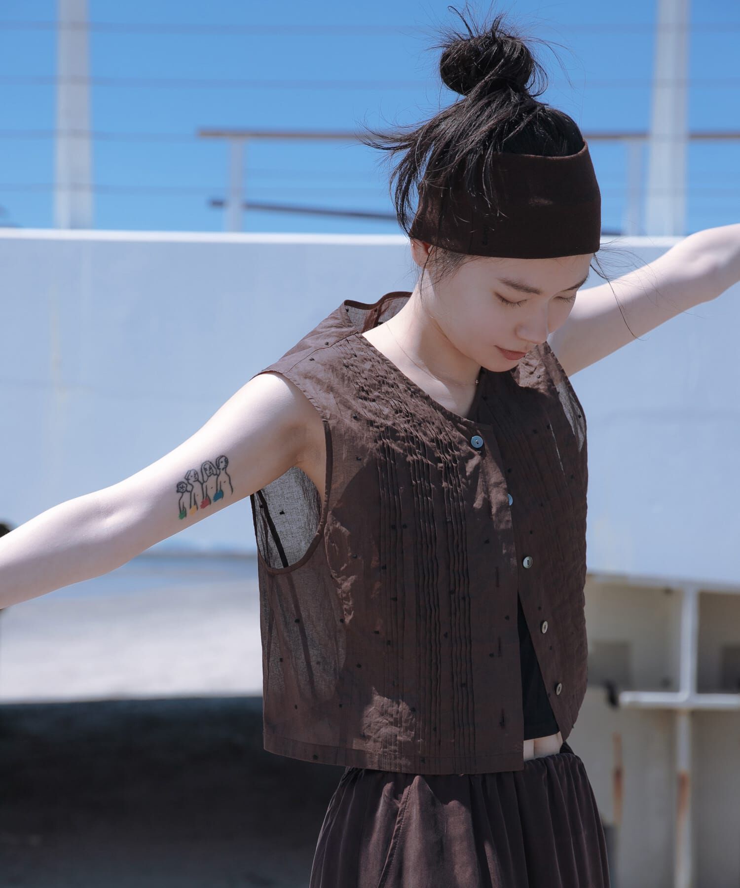 URBAN RESEARCH「new basic　オーガンジードットピンタックベスト」|ベスト・ジレ|