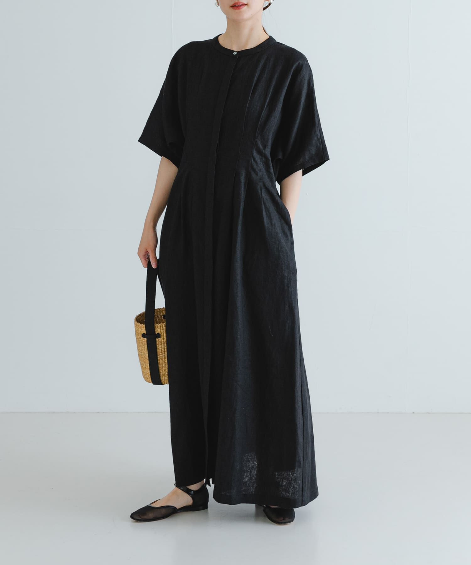 URBAN RESEARCH「『2サイズ展開』タックデザインリネンワンピース」|ワンピース|