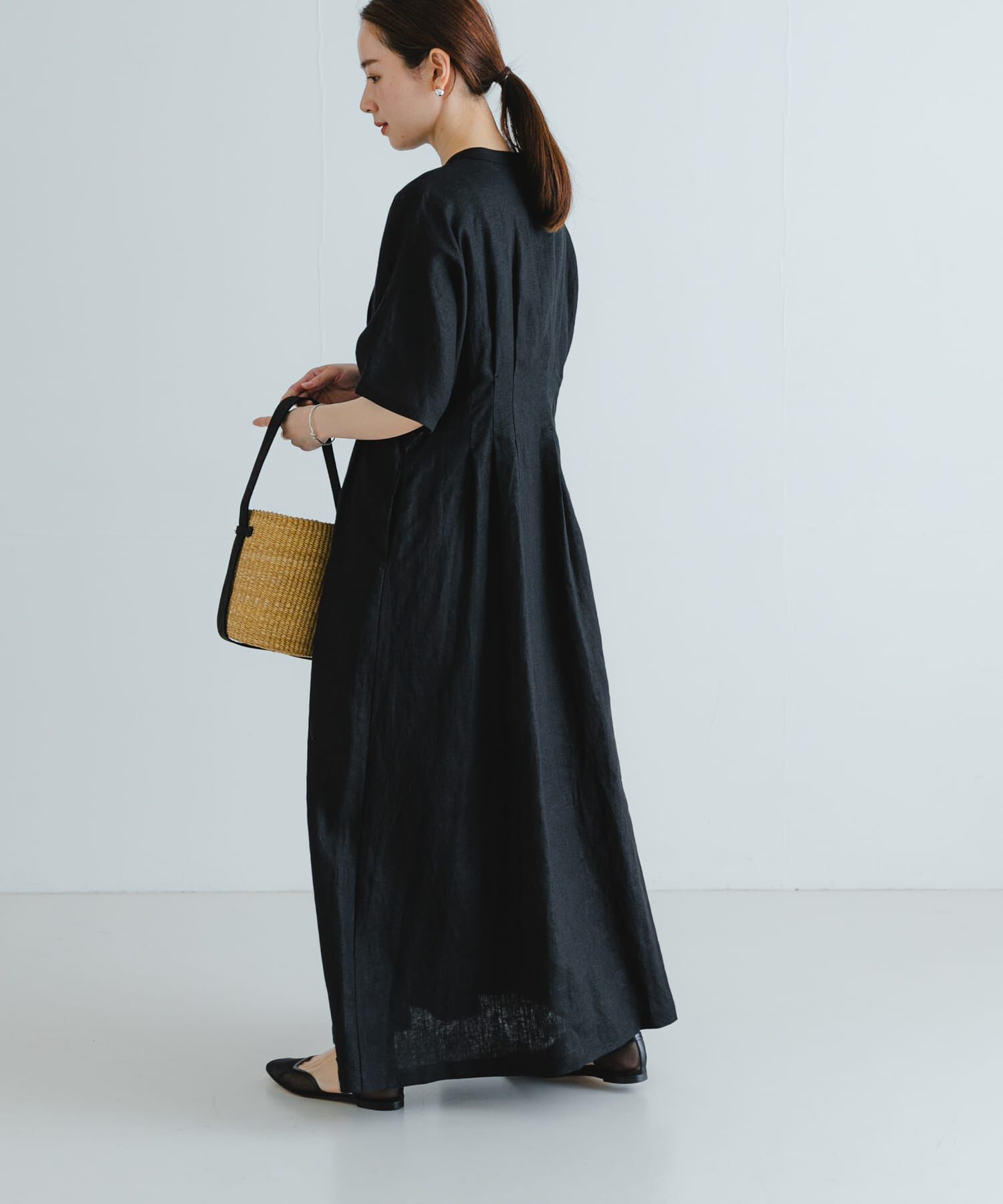 URBAN RESEARCH「『2サイズ展開』タックデザインリネンワンピース」|ワンピース|
