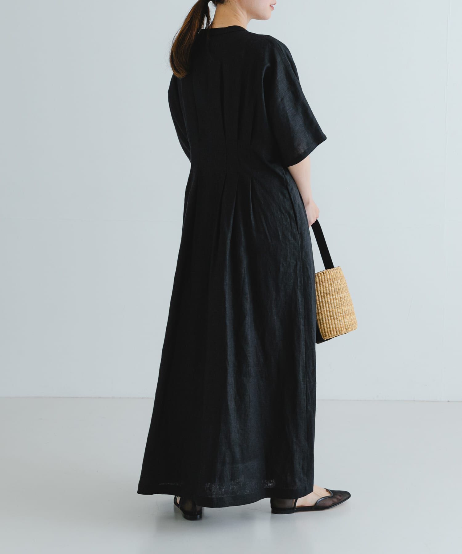 URBAN RESEARCH「『2サイズ展開』タックデザインリネンワンピース」|ワンピース|