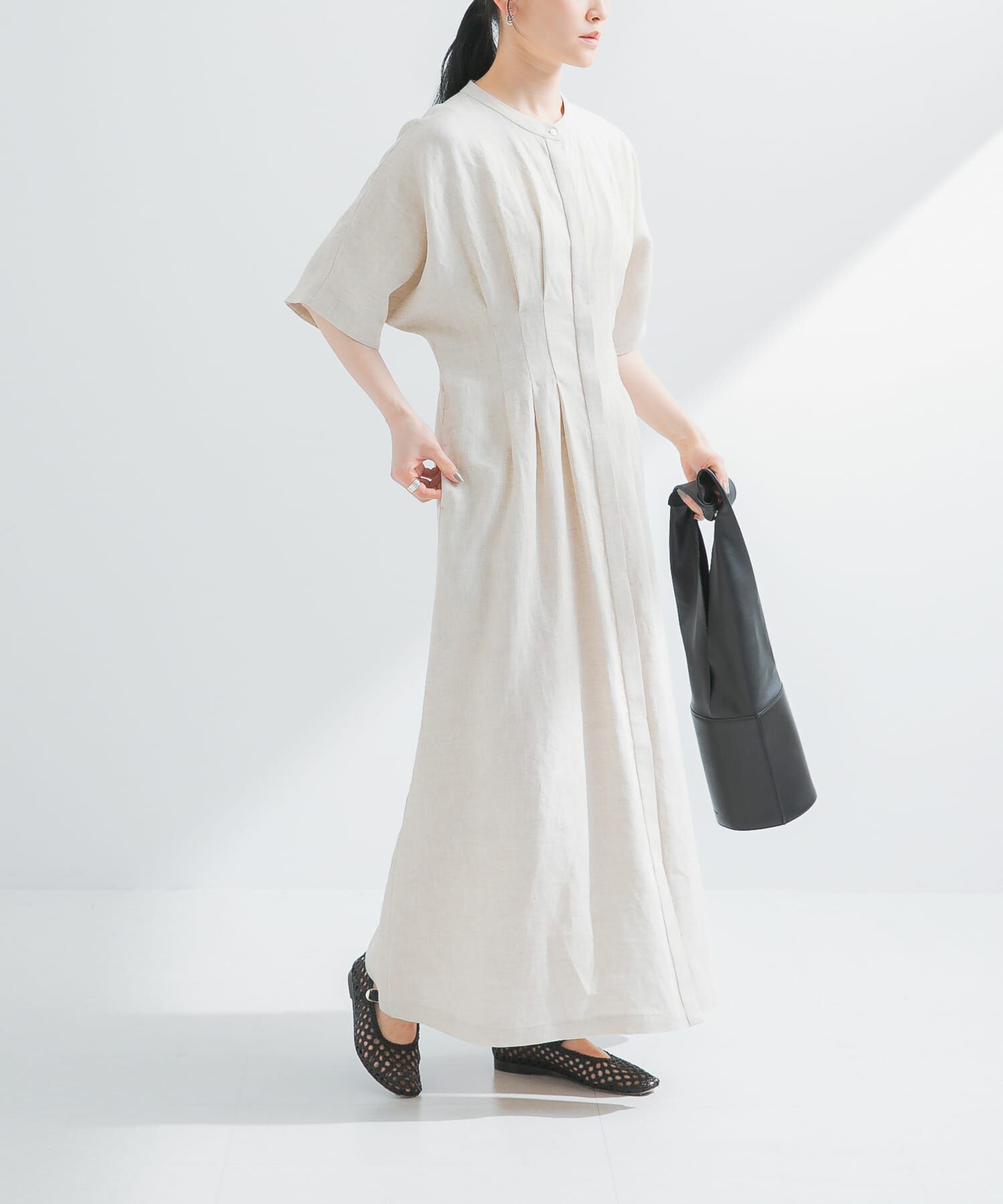 URBAN RESEARCH「『2サイズ展開』タックデザインリネンワンピース」|ワンピース|