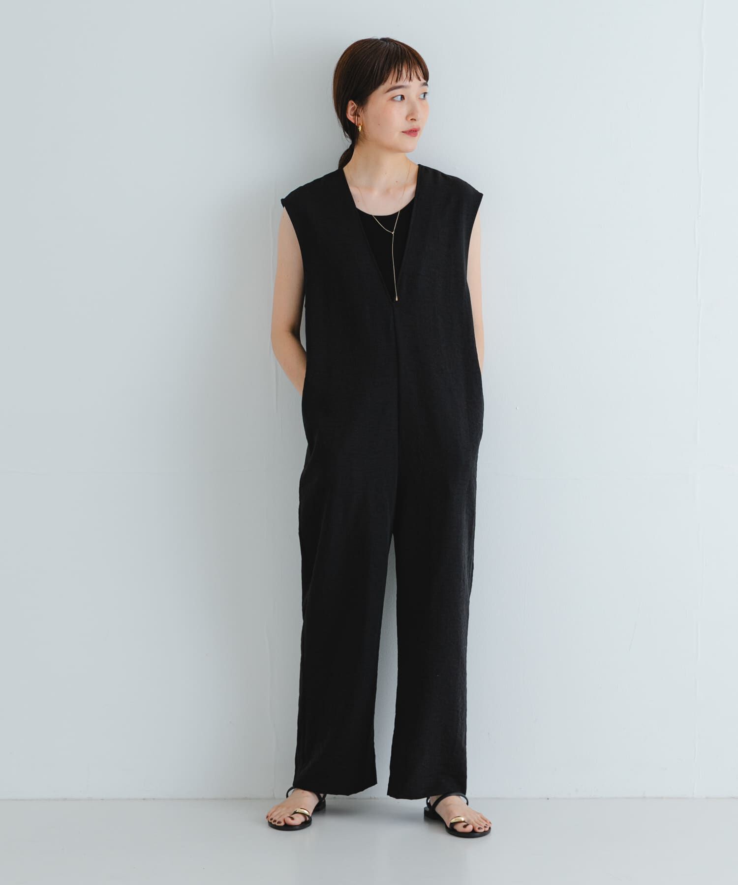 URBAN RESEARCH「『2サイズ展開』リネンライク深Vネックオールインワン」|スカート|