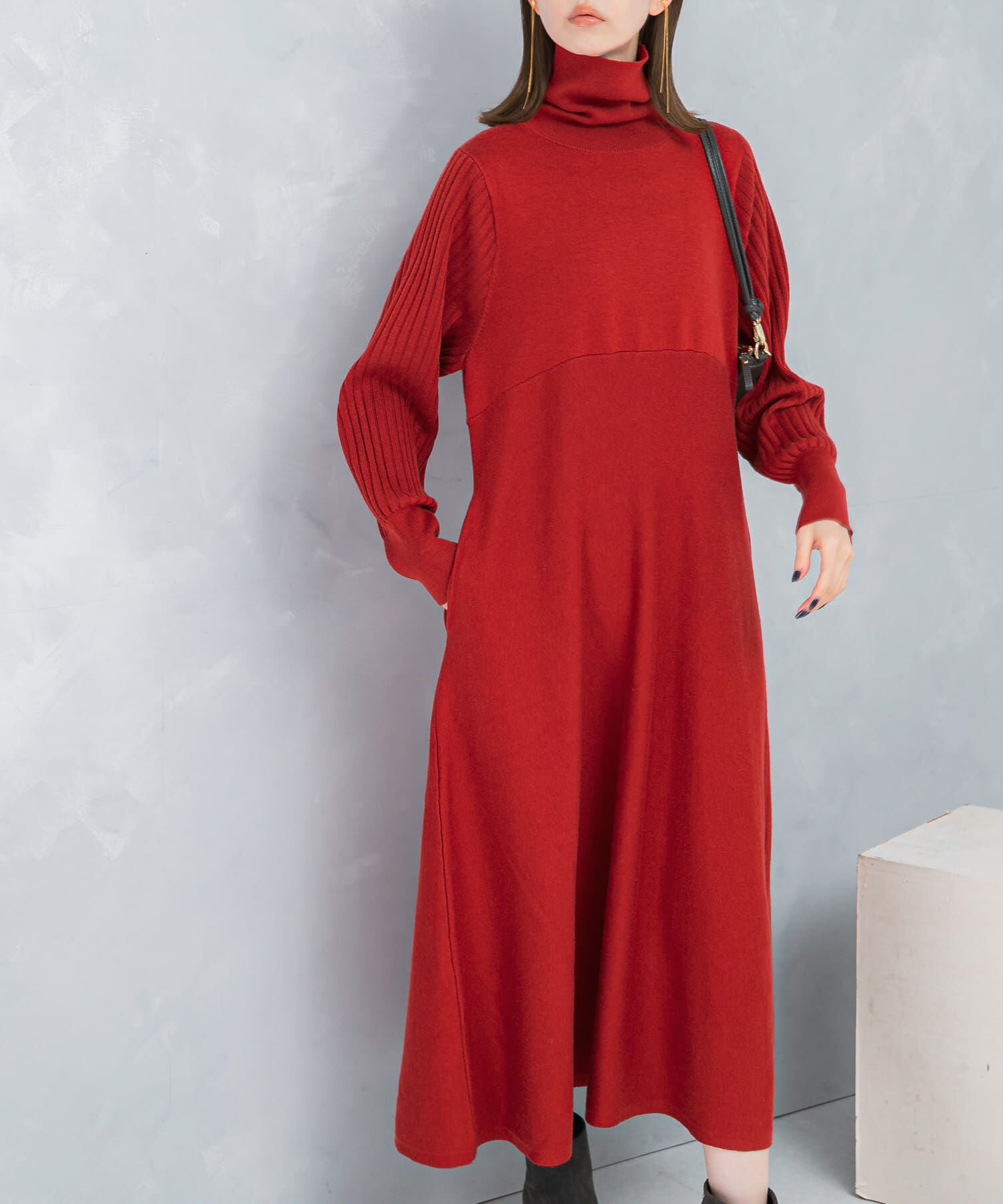 URBAN RESEARCH ROSSO「『WEB限定』タートルネックデザインスリーブワンピース」|ワンピース|