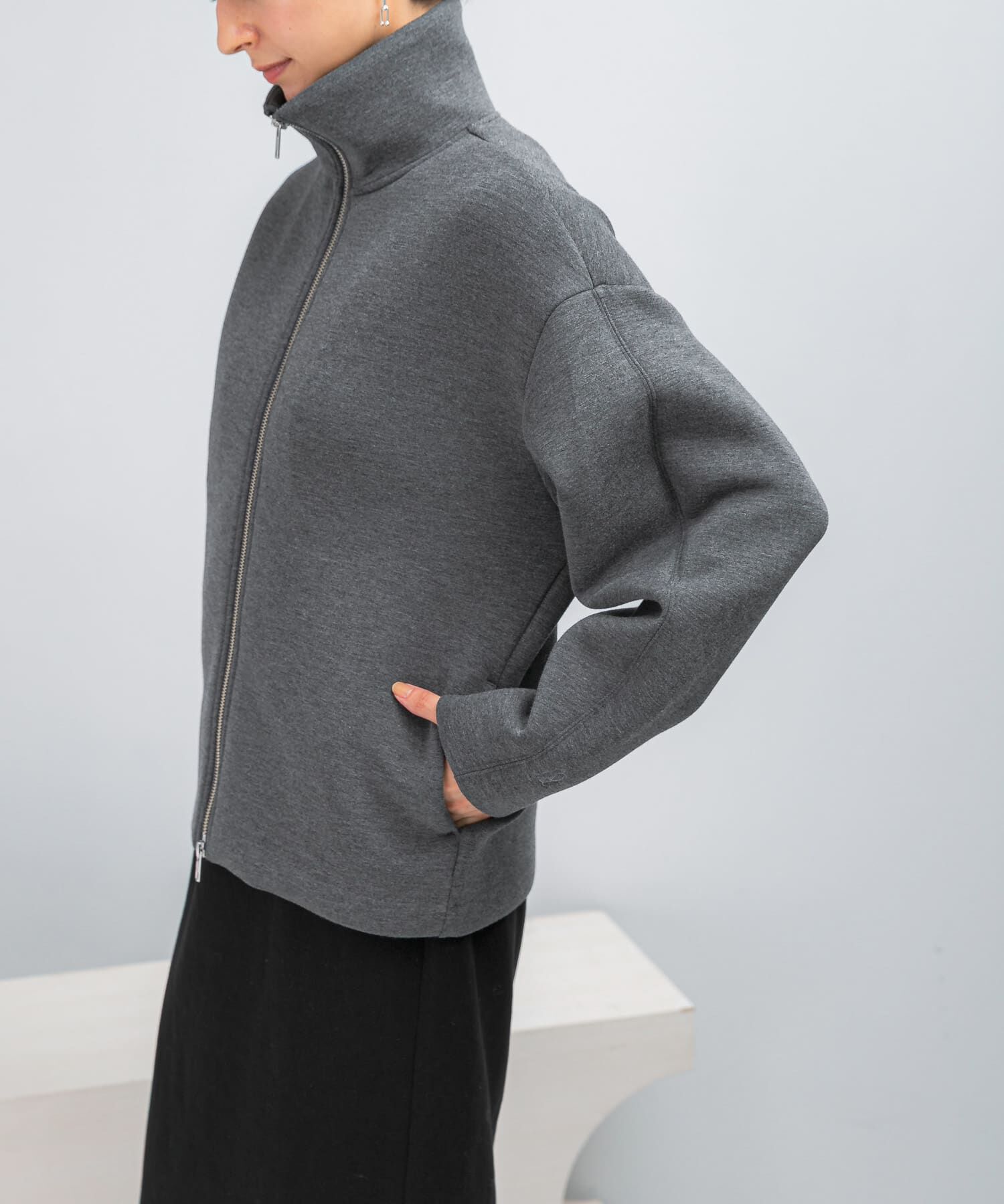 URBAN RESEARCH ROSSO「『WEB限定』刺繍スタンドダンボールブルゾン」|ノーカラーコート|