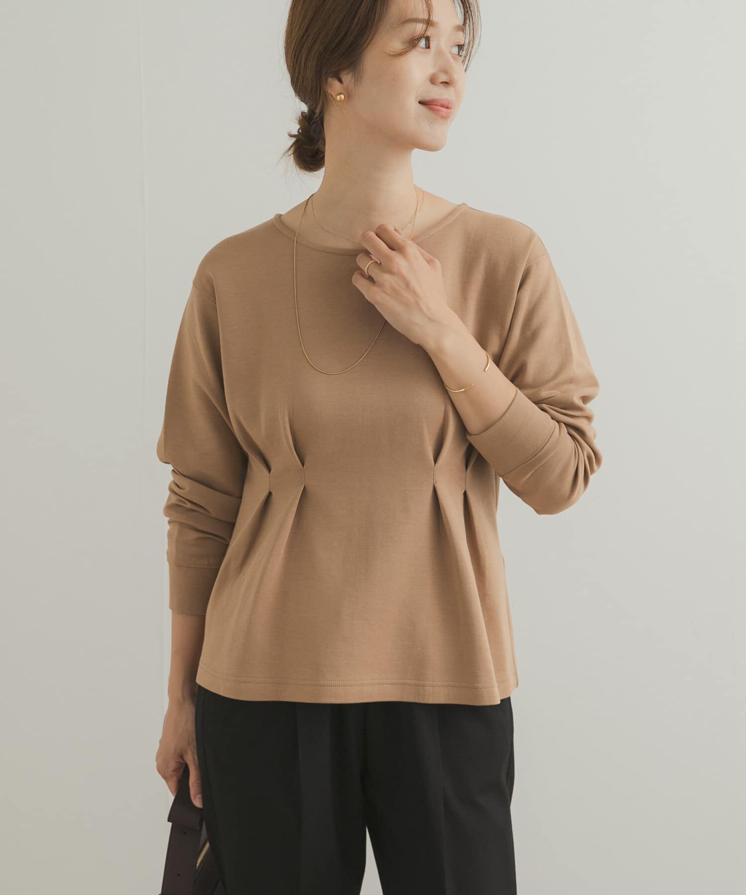 URBAN RESEARCH DOORS「ライトダンボールウエストタックプルオーバー」|Tシャツ・カットソー|