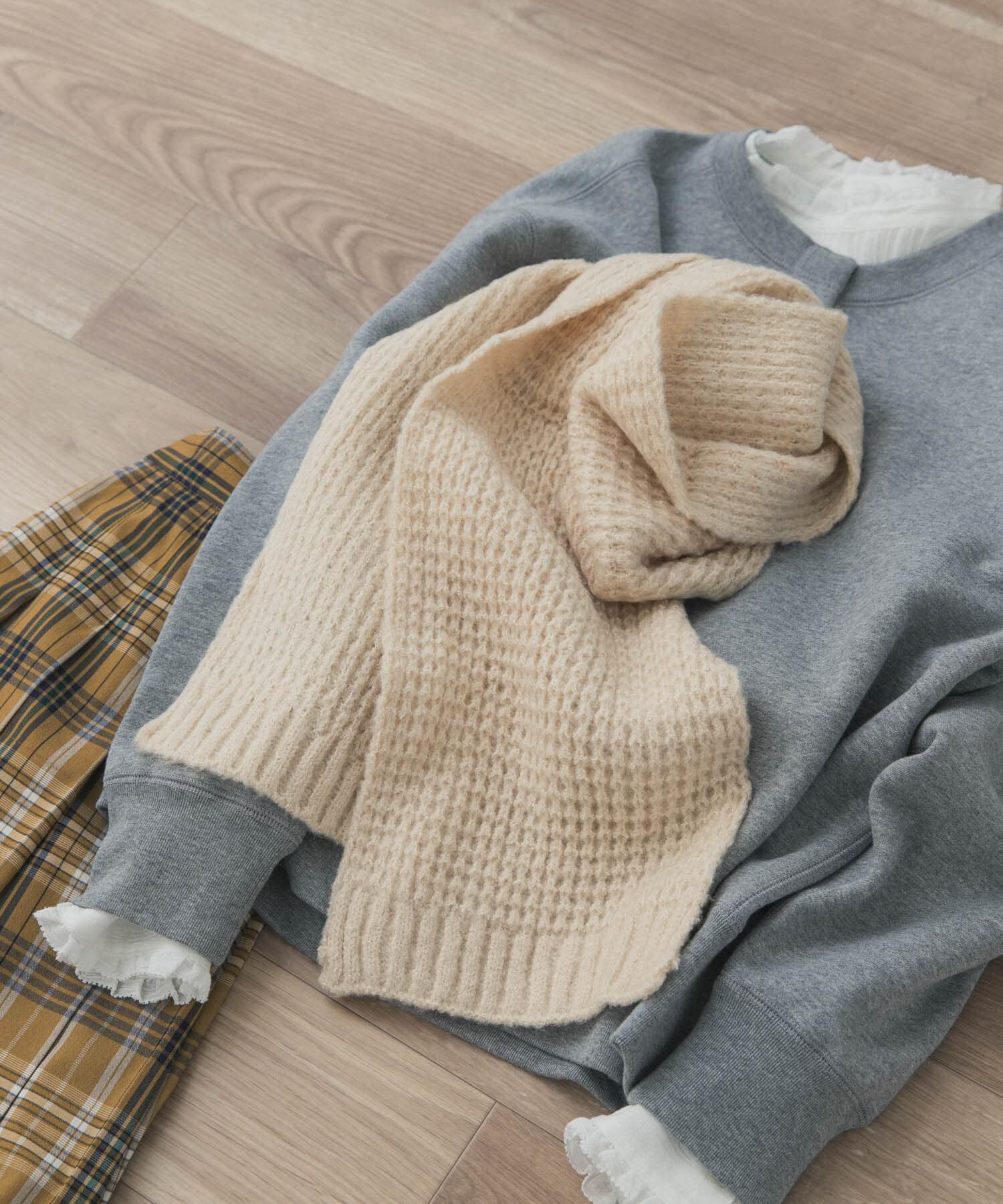 URBAN RESEARCH DOORS「カワリアミニットマフラー」|マフラー|ライトベージュ