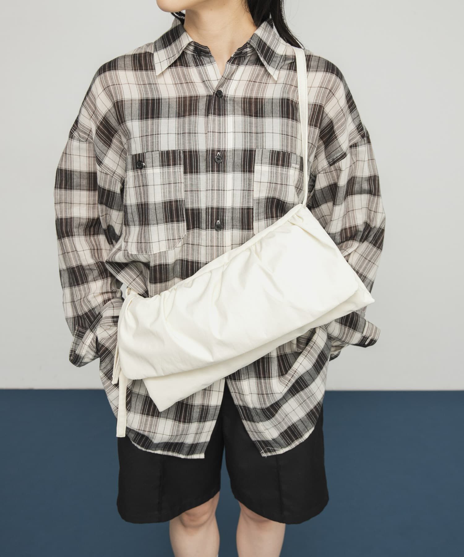  「ナイロンギャザーフラップBAG」|ショルダー・メッセンジャー|アイボリー