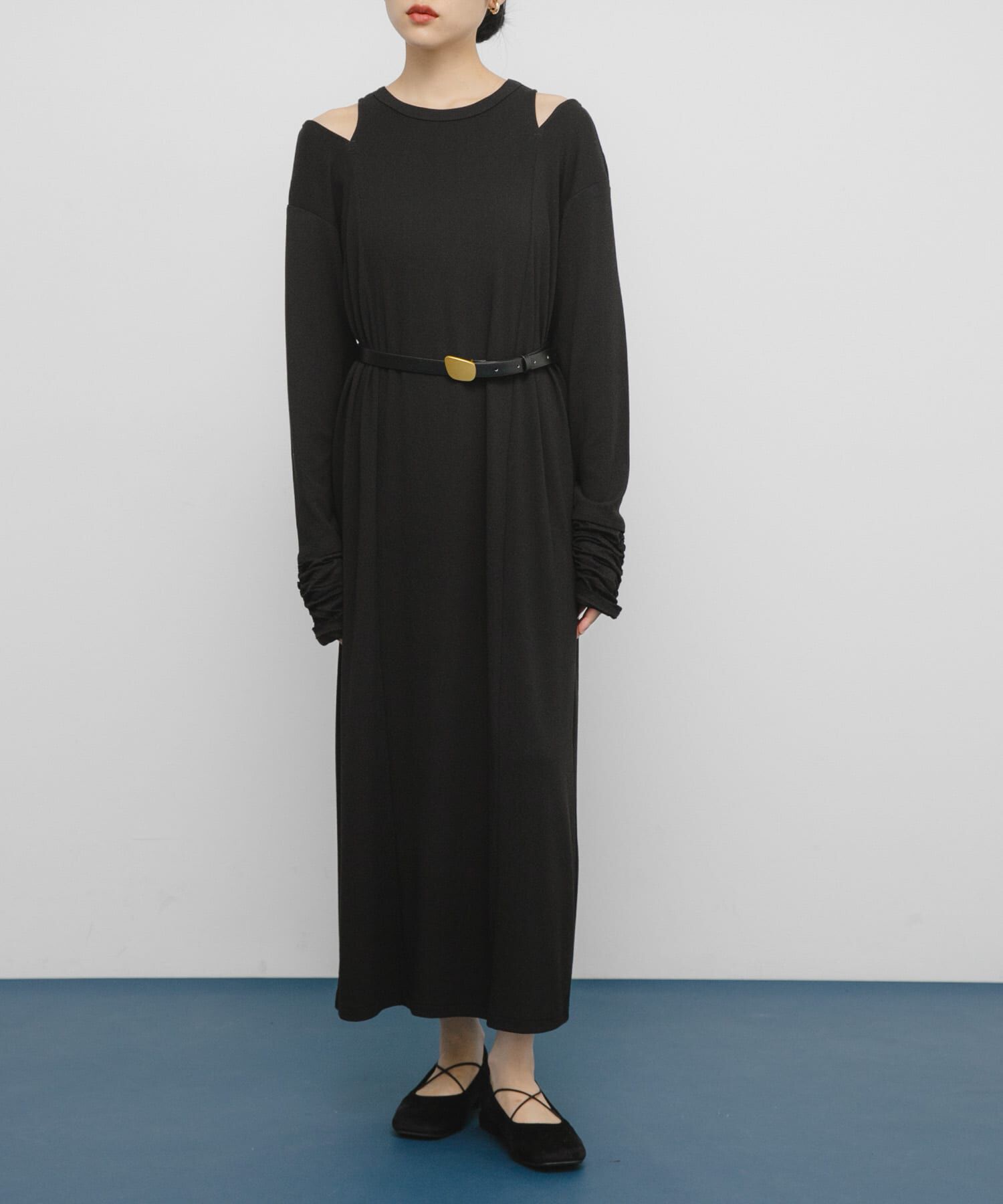  「ショルダーカットワンピース」|ワンピース|