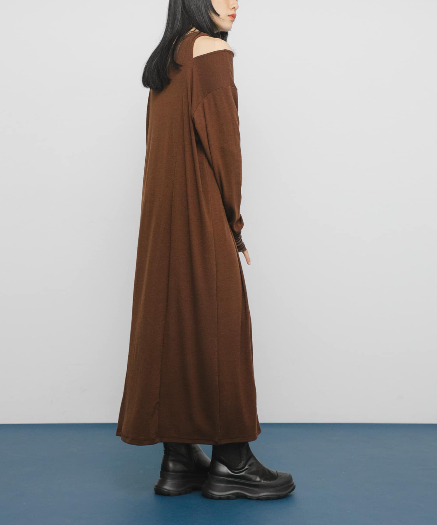  「ショルダーカットワンピース」|ワンピース|