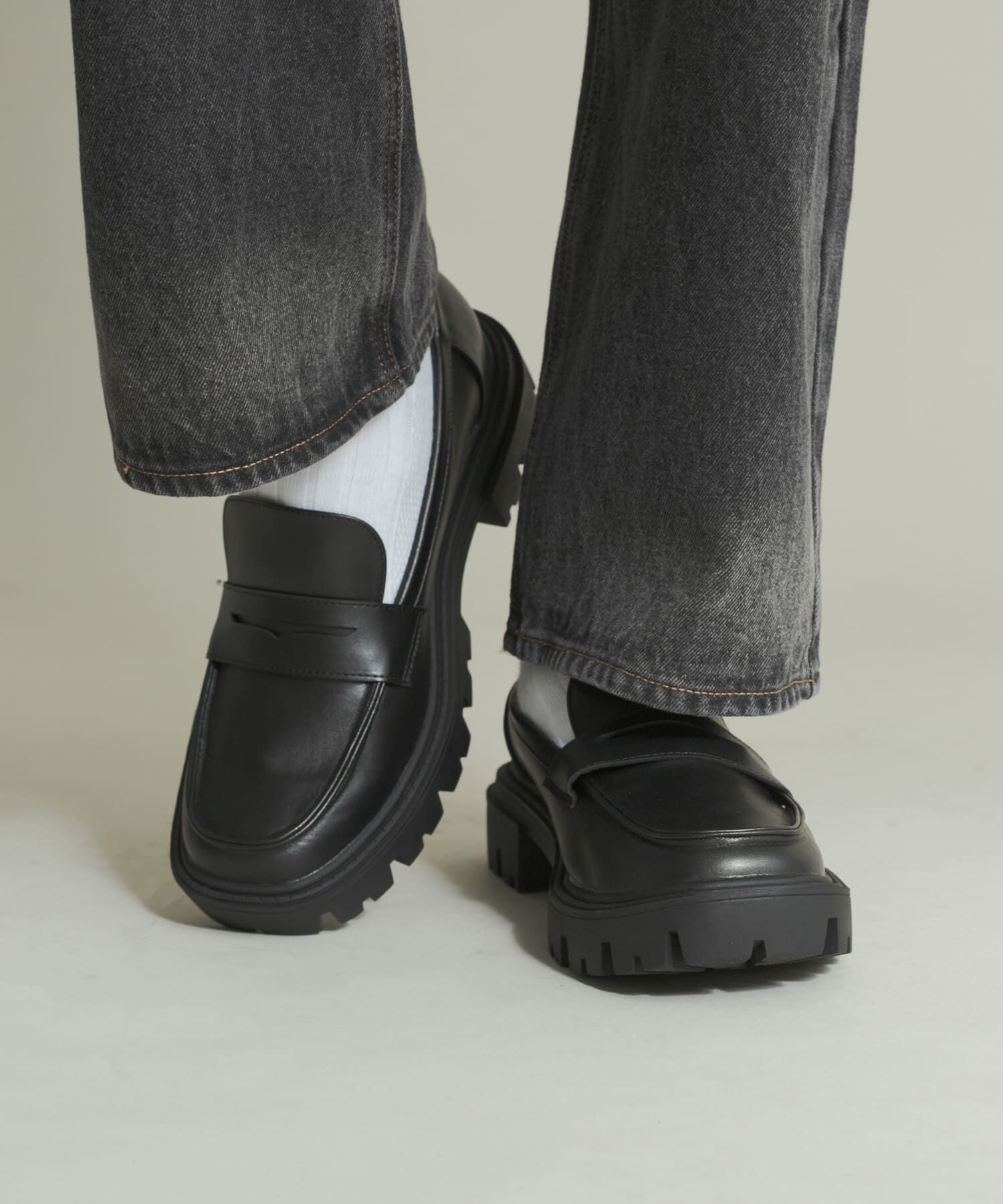 SENSE OF PLACE by URBAN RESEARCH「トラックソールコインローファー」|ローファー|