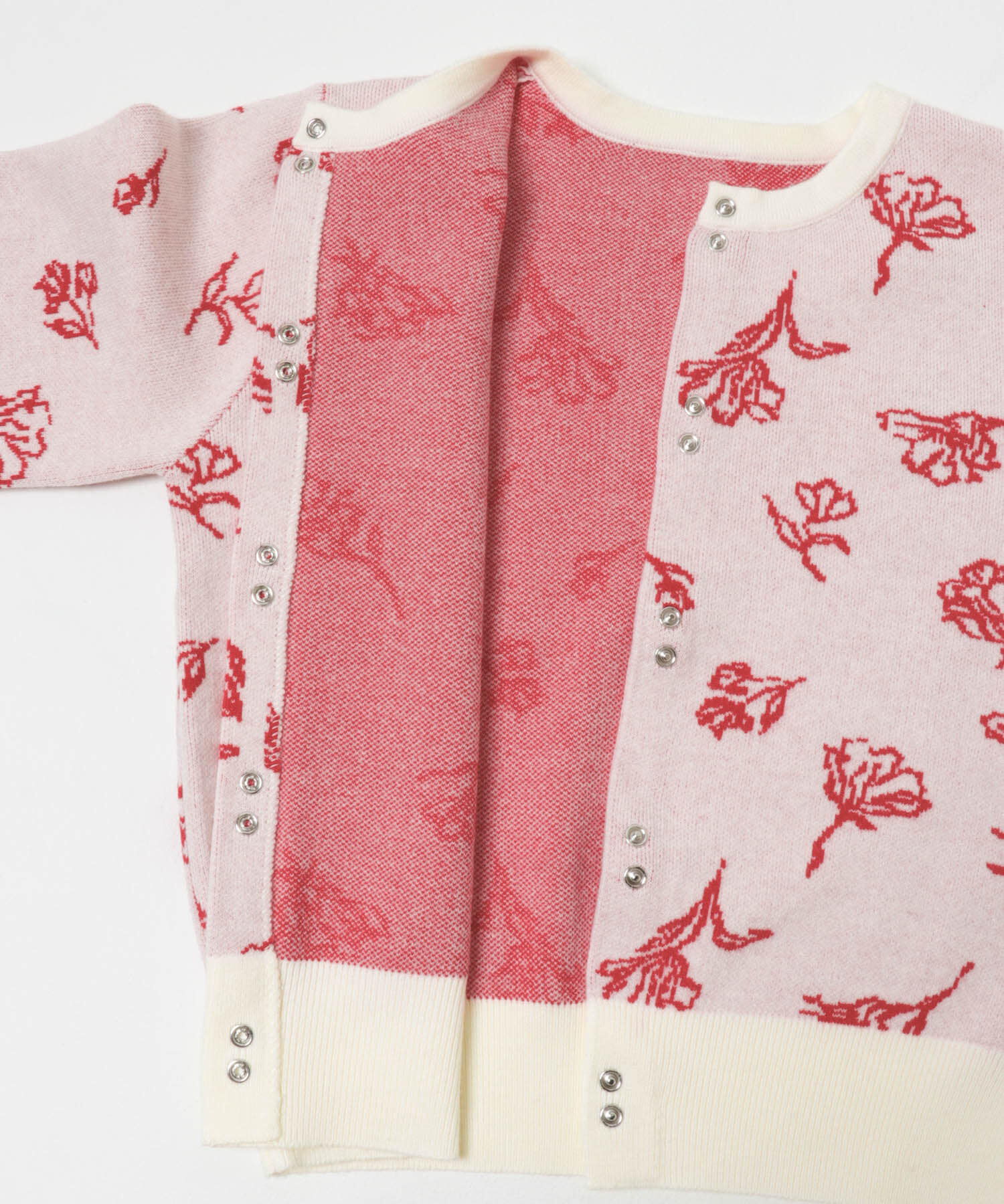 SENSE OF PLACE by URBAN RESEARCH「『洗濯可』ジャガードフラワーコンパクトニットカーディガン」|カーディガン|