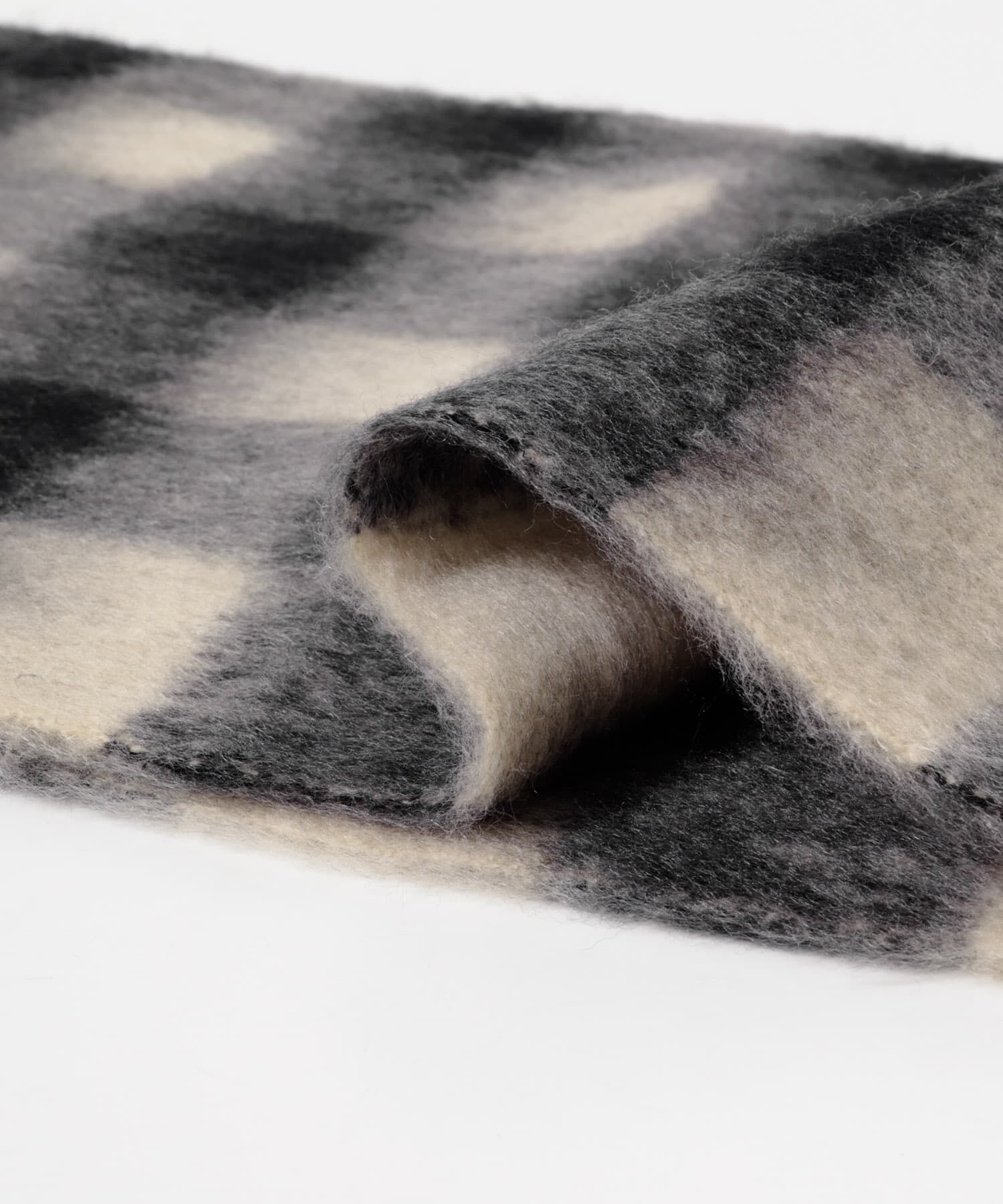 SENSE OF PLACE by URBAN RESEARCH「ブロックチェックボリュームマフラー」|マフラー|