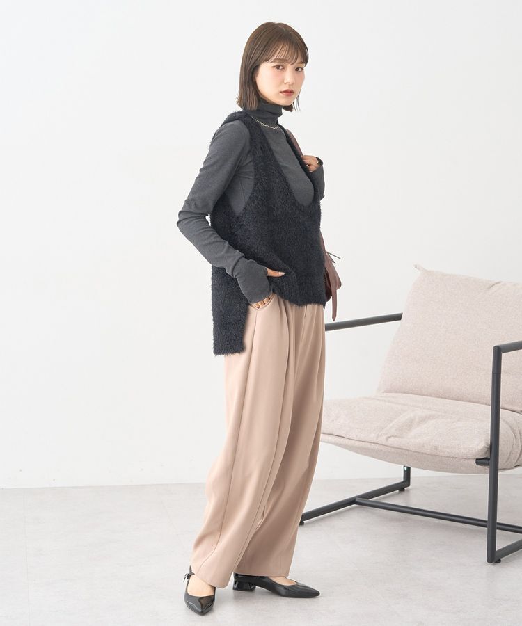 earth music&ecology「フェザーUネックニットベスト」|ベスト・ジレ|