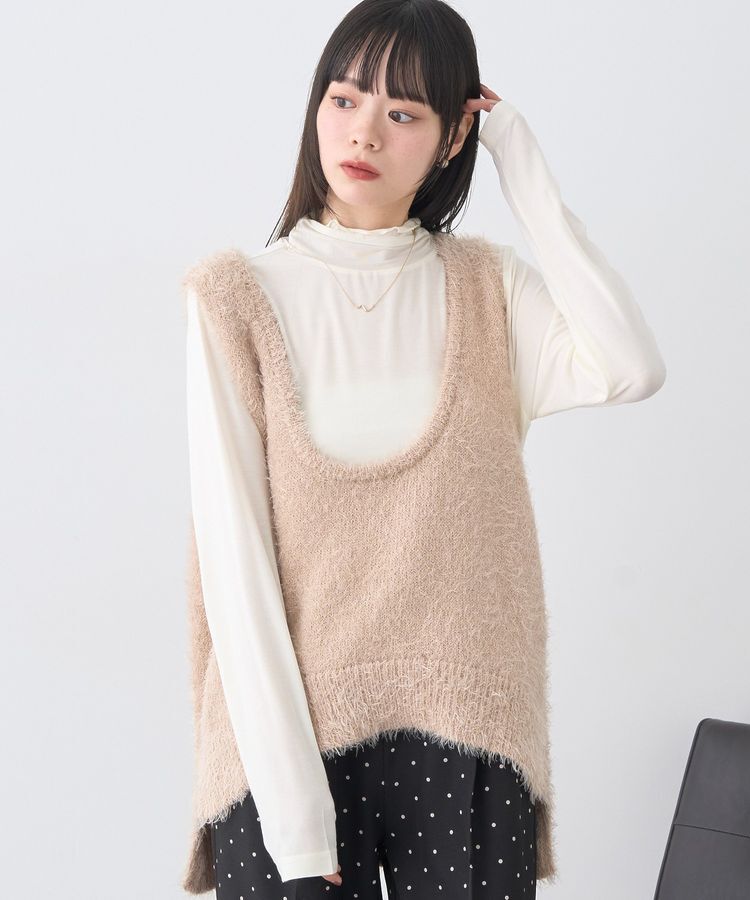 earth music&ecology「フェザーUネックニットベスト」|ベスト・ジレ|