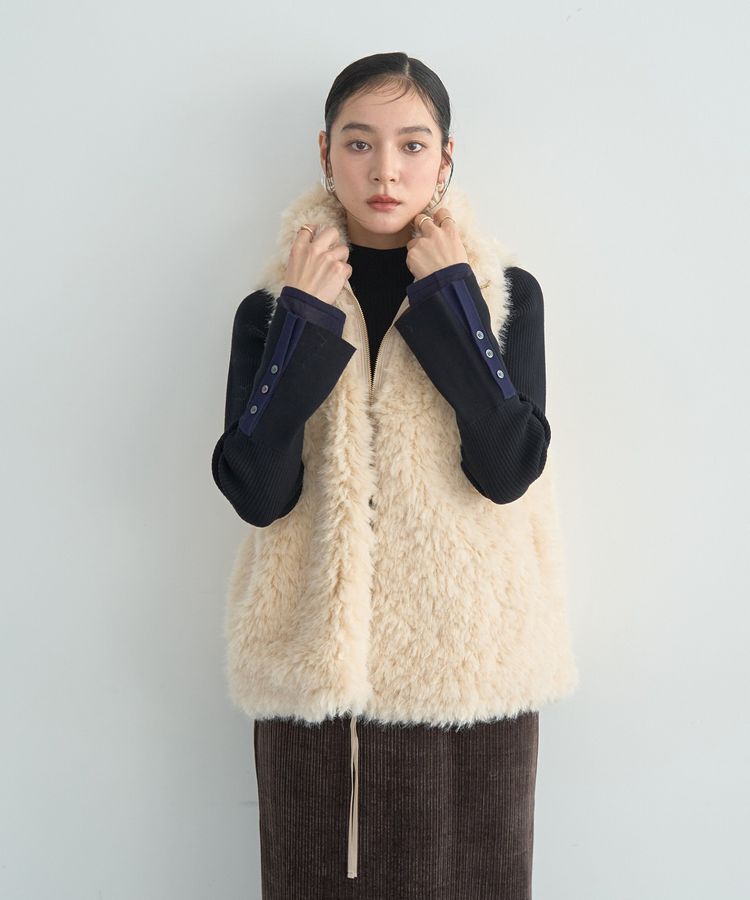 YECCA VECCA「カーリーファーZIPジレ」|ベスト・ジレ|