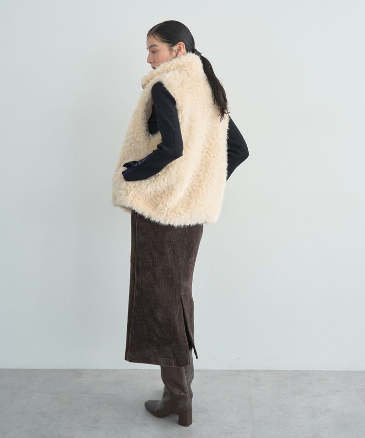 YECCA VECCA「カーリーファーZIPジレ」|ベスト・ジレ|