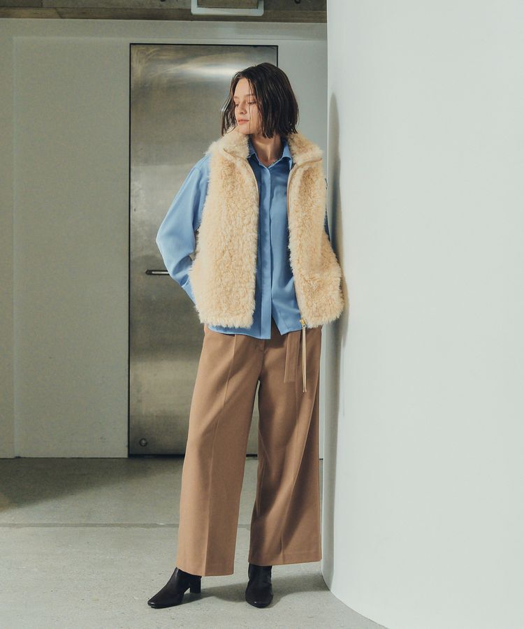 YECCA VECCA「カーリーファーZIPジレ」|ベスト・ジレ|