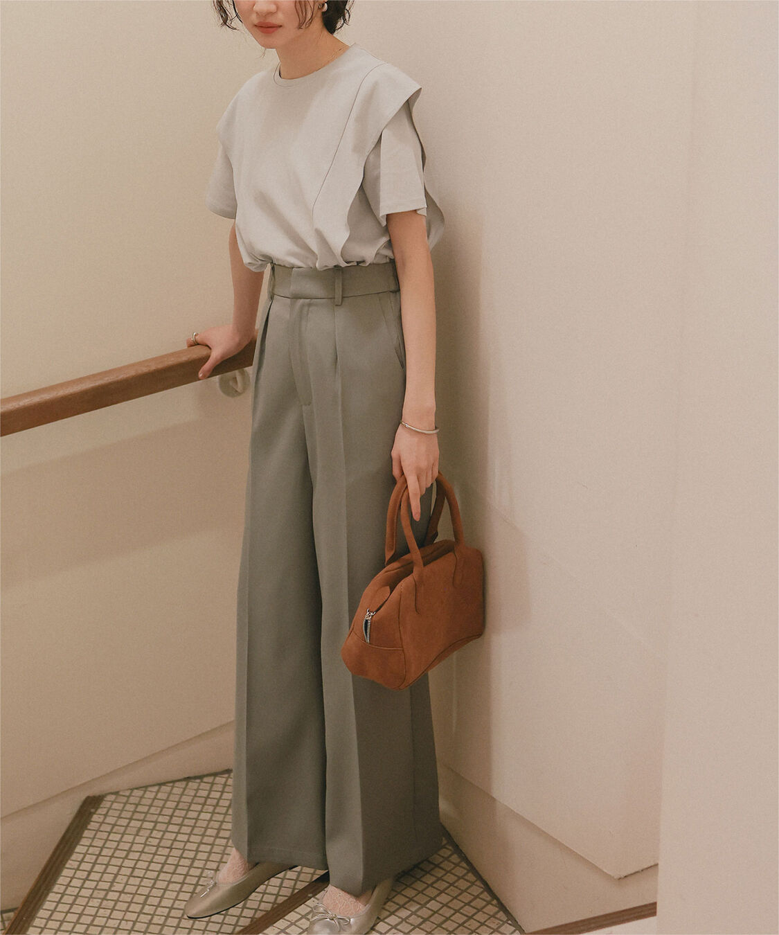 titivate「汗染み防止ラッフルスリーブTシャツ」|Tシャツ・カットソー|