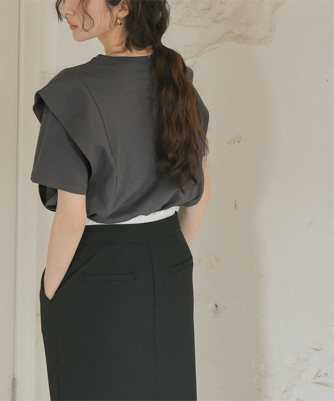 titivate「汗染み防止ラッフルスリーブTシャツ」|Tシャツ・カットソー|