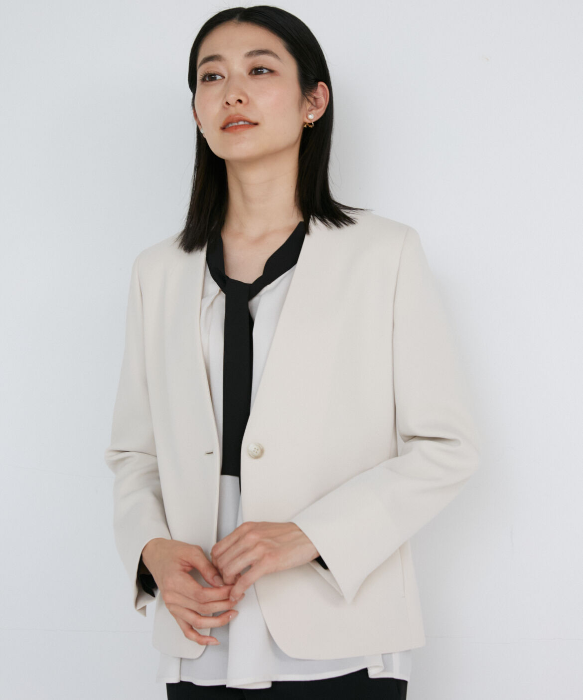 INED「《大きいサイズ》カラーレスジャケット」|ノーカラージャケット|