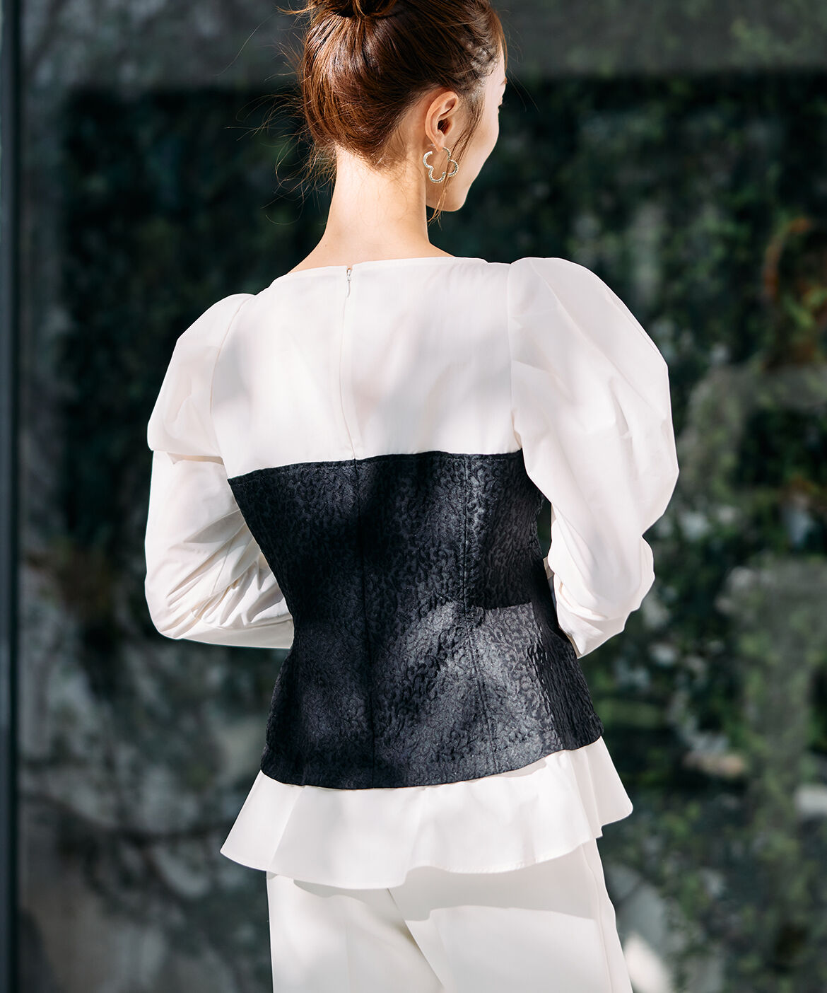 Maglie le cassetto「《M Maglie le cassetto&times;吉田理紗》ビスチェ風ジャガードブラウス」|シャツ・ブラウス|