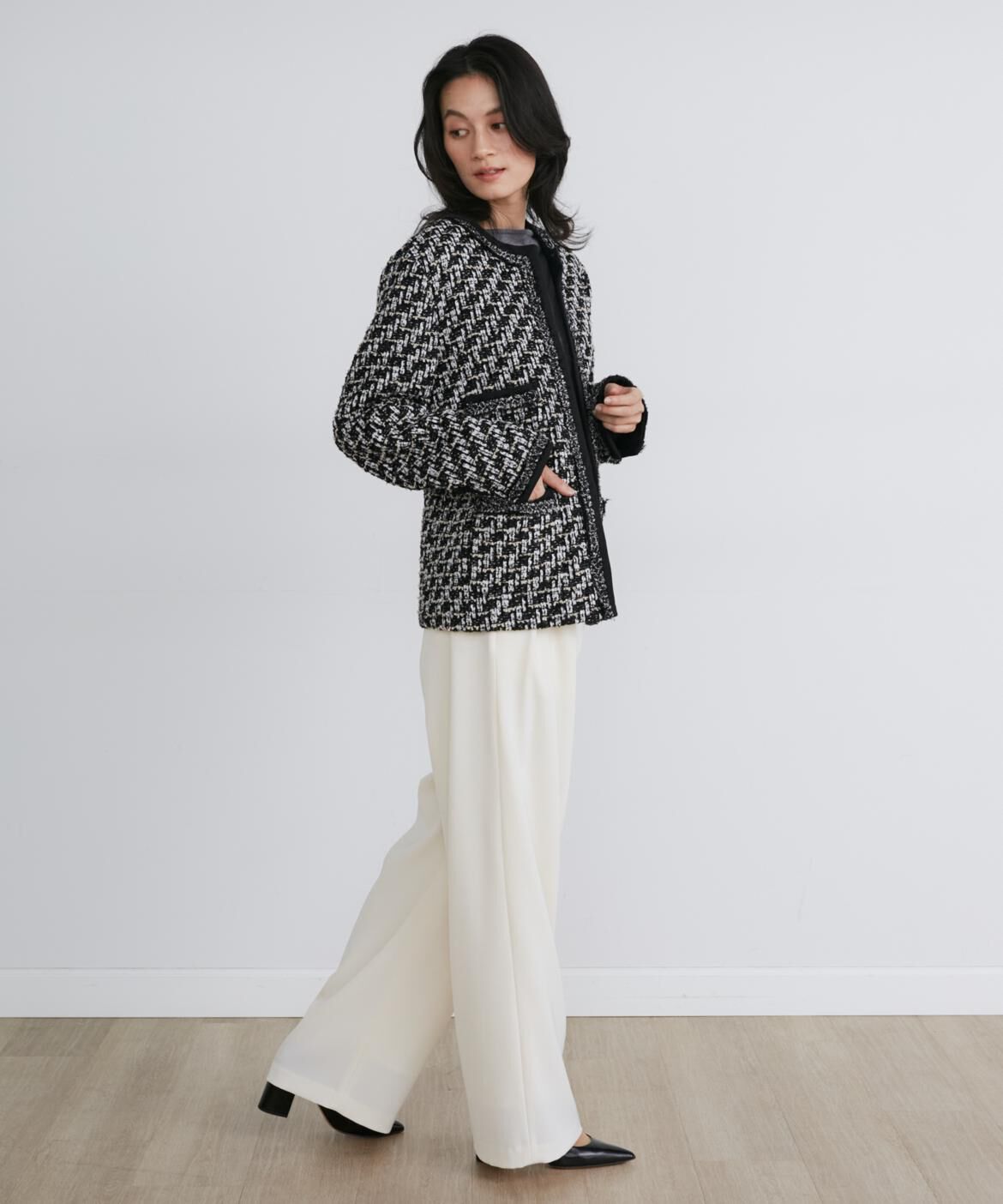 INED「LINTONツイードノーカラージャケット《la veille by SUPERIOR CLOSET》」|ノーカラージャケット|