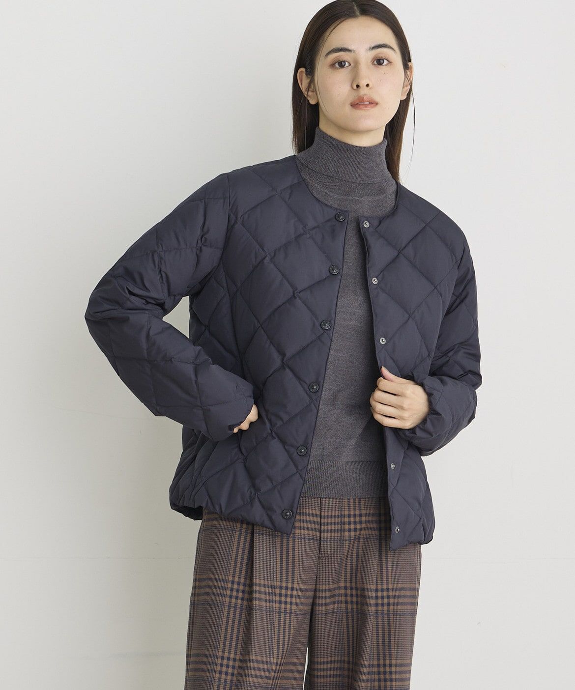 DAY by DAY it&rsquo;s international「クルーネックダウンジャケット《TAION &amp; LIMONTA EAST》」|ダウン|ネイビー