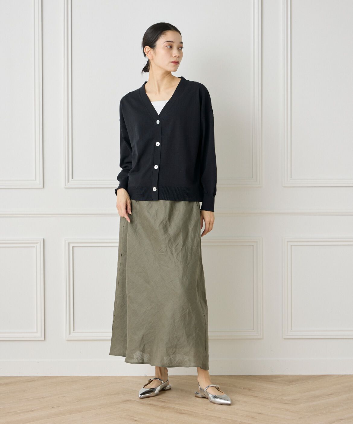 INED「Vネックカーディガン」|カーディガン|