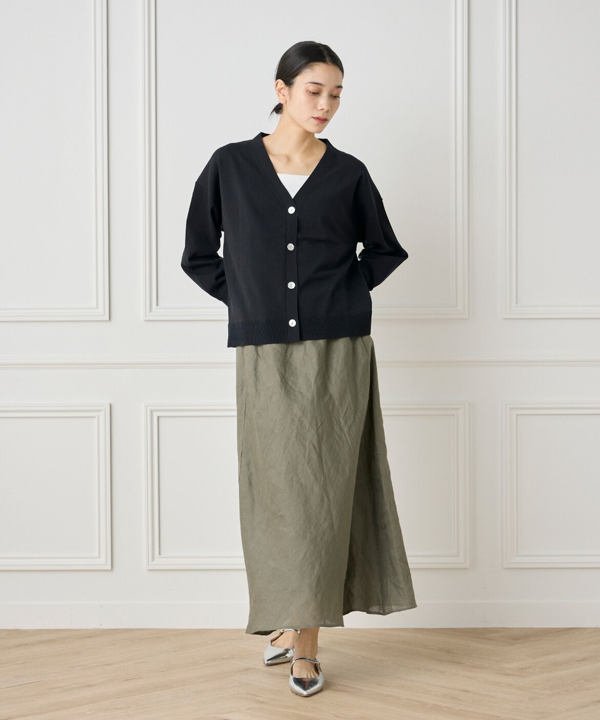 INED「Vネックカーディガン」|カーディガン|