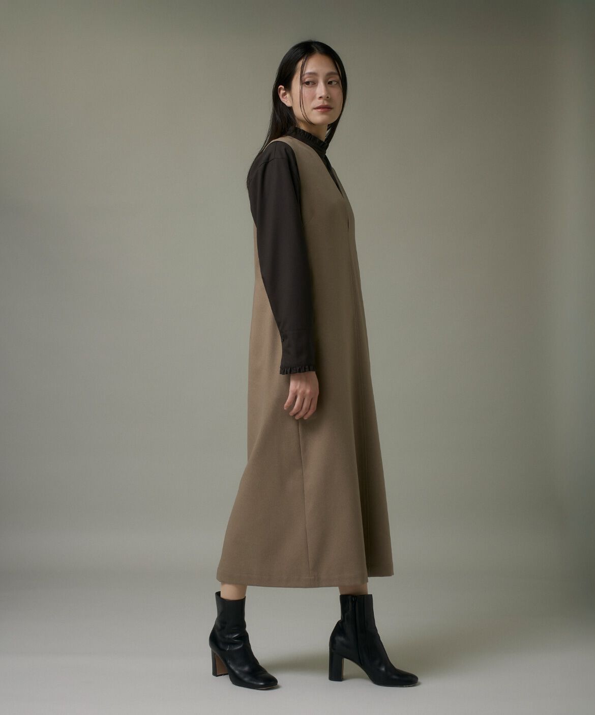 DAY by DAY it&rsquo;s international「ウールフリルブラウス《アリエスウール Super120S'》」|シャツ・ブラウス|