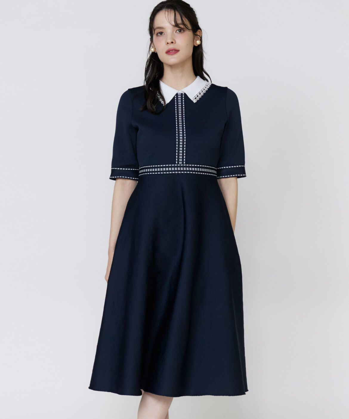 Maglie le cassetto「《大きいサイズ》レース衿ニットワンピース《M Maglie le cassetto》」|ワンピース|ネイビー