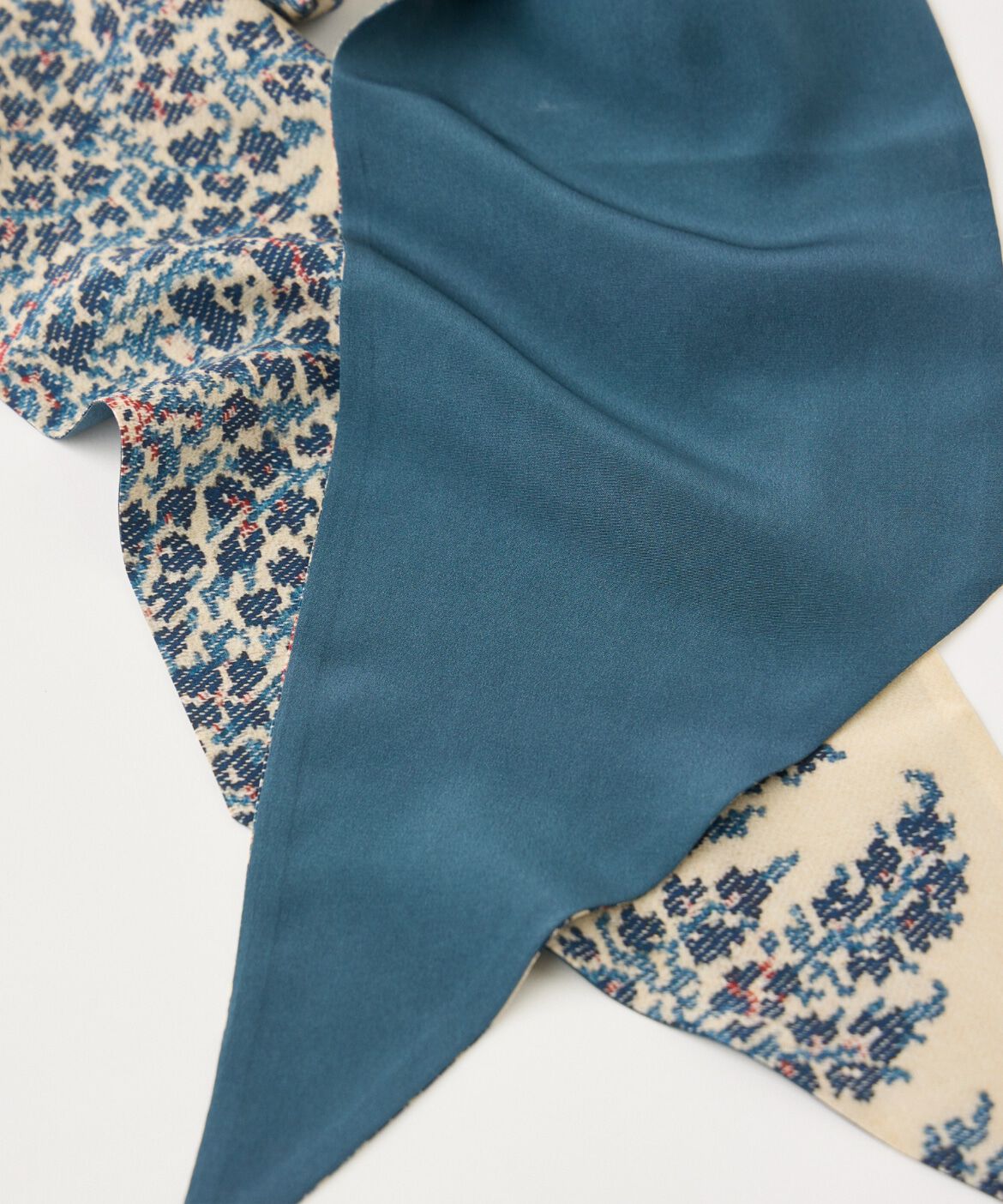 FAVORITE SUKINAMONO「Slim Dina Scarf スリムスカーフ《Tapis Noir》」|ストール|