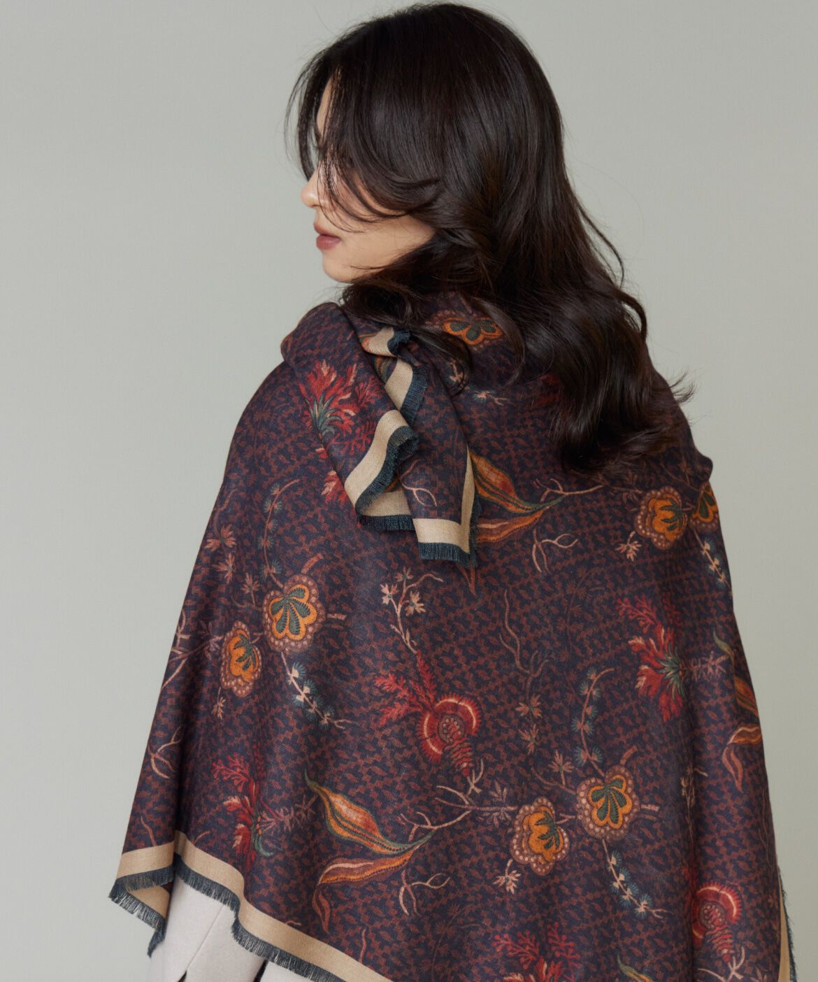 FAVORITE SUKINAMONO「Large Demi Scarf 大判スカーフ《Tapis Noir》」|ストール|