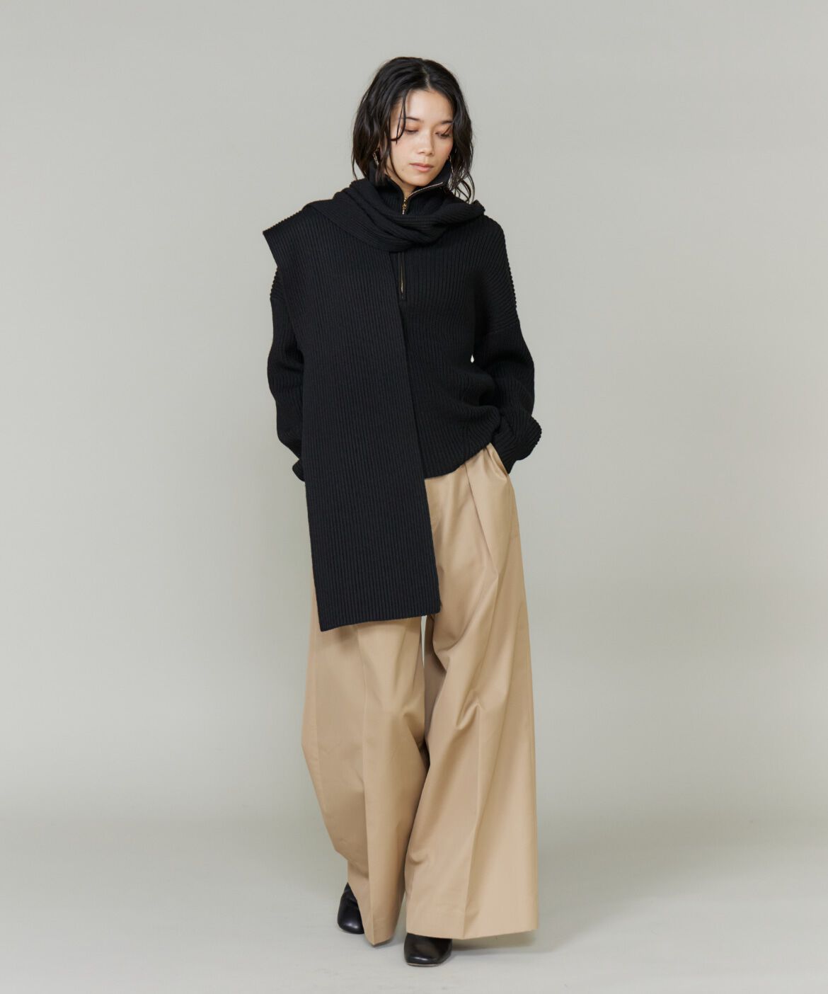 INED「フーデッドマフラー」|ストール|