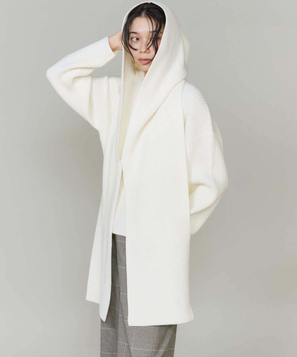 INED「フーデッドマフラー」|ストール|