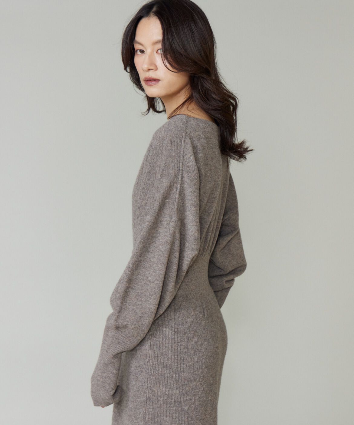 la veille by SUPERIOR CLOSET「《大きいサイズ》タックデザインニットワンピース」|ワンピース|