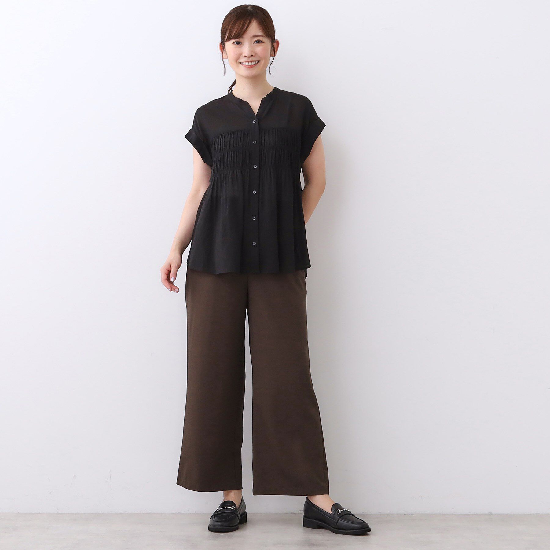 Reflect「【二の腕さりげなくカバー】シャーリングブラウス」|シャツ・ブラウス|