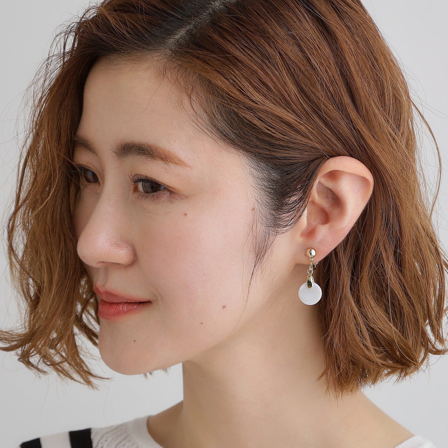 grove「【痛くなりにくい】ラウンドシェルイヤリング」|イヤリング|