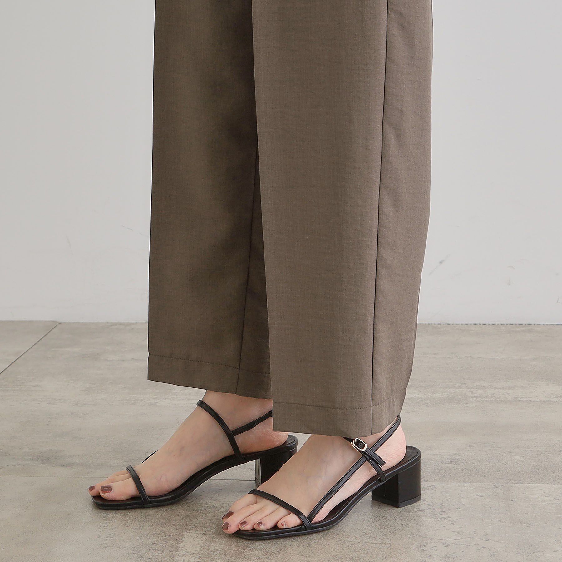 grove「【洗える・シワになりにくい】麻調センタープレスワイドパンツ」|その他|