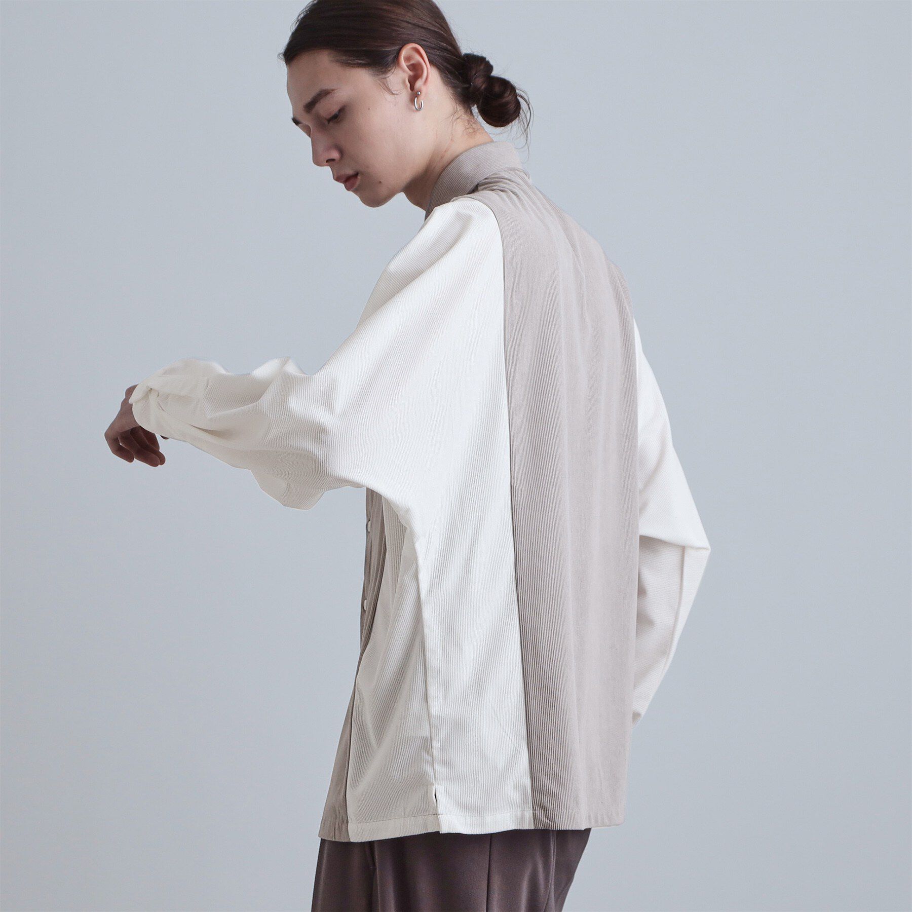 tk.TAKEO KIKUCHI「コーデュロイドルマンシャツ」|シャツ・ブラウス|