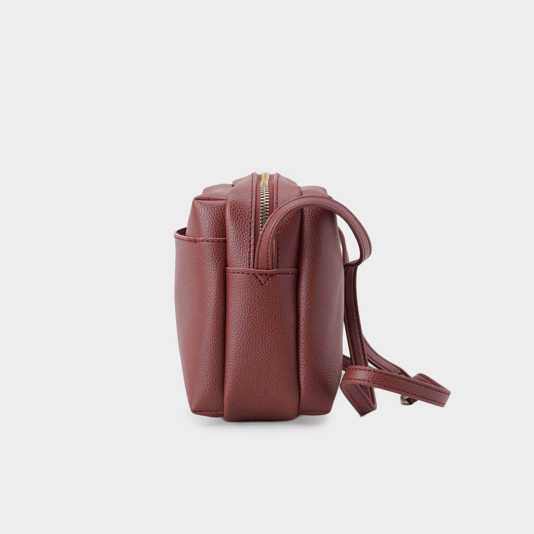 OPAQUE.CLIP「【長さ調節可能】ラウンドスクエアマチ付きミニショルダーバッグ」|ショルダー・メッセンジャー|