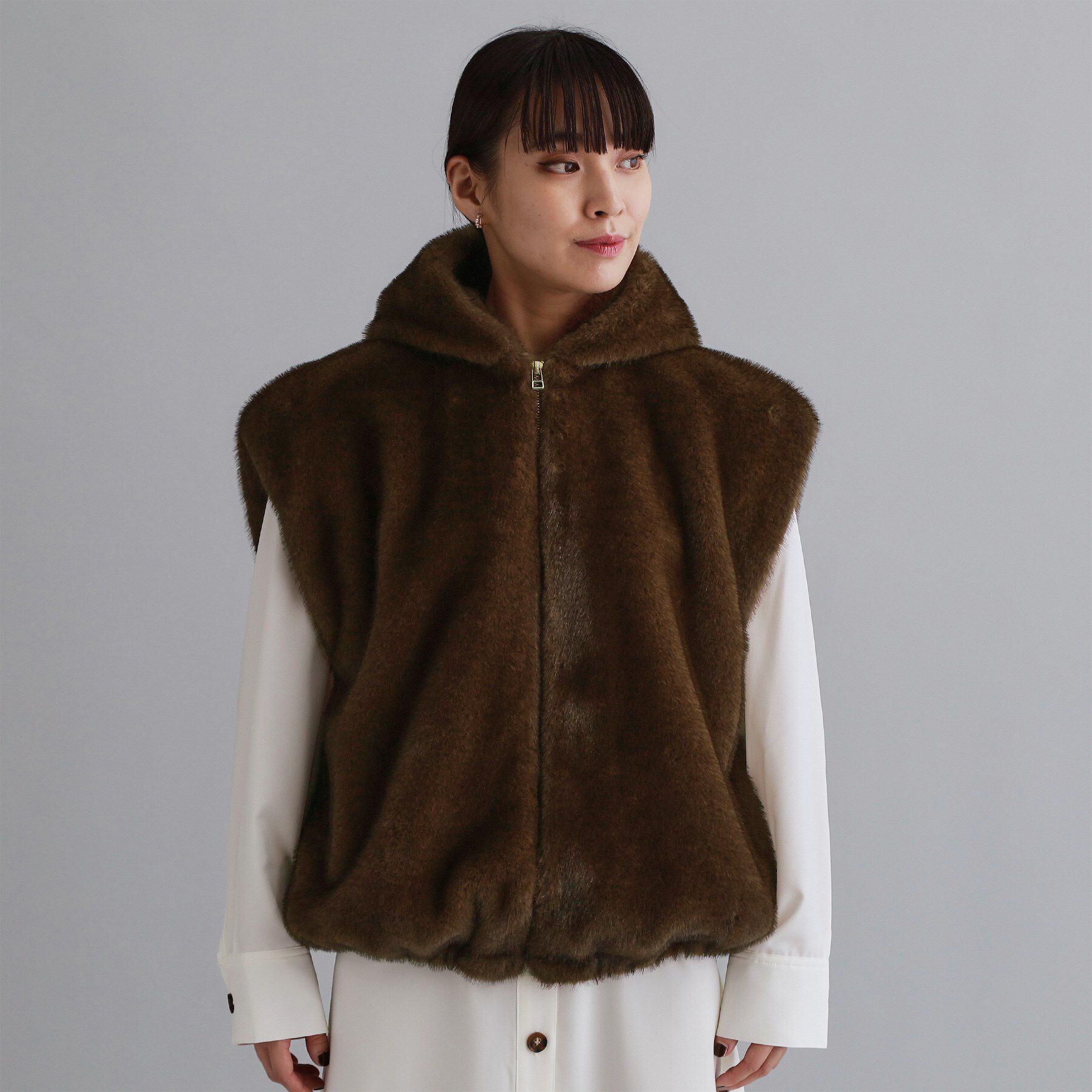 OPAQUE.CLIP「【es】ミンクライクフェイクファーフードベスト【洗える】」|ベスト・ジレ|