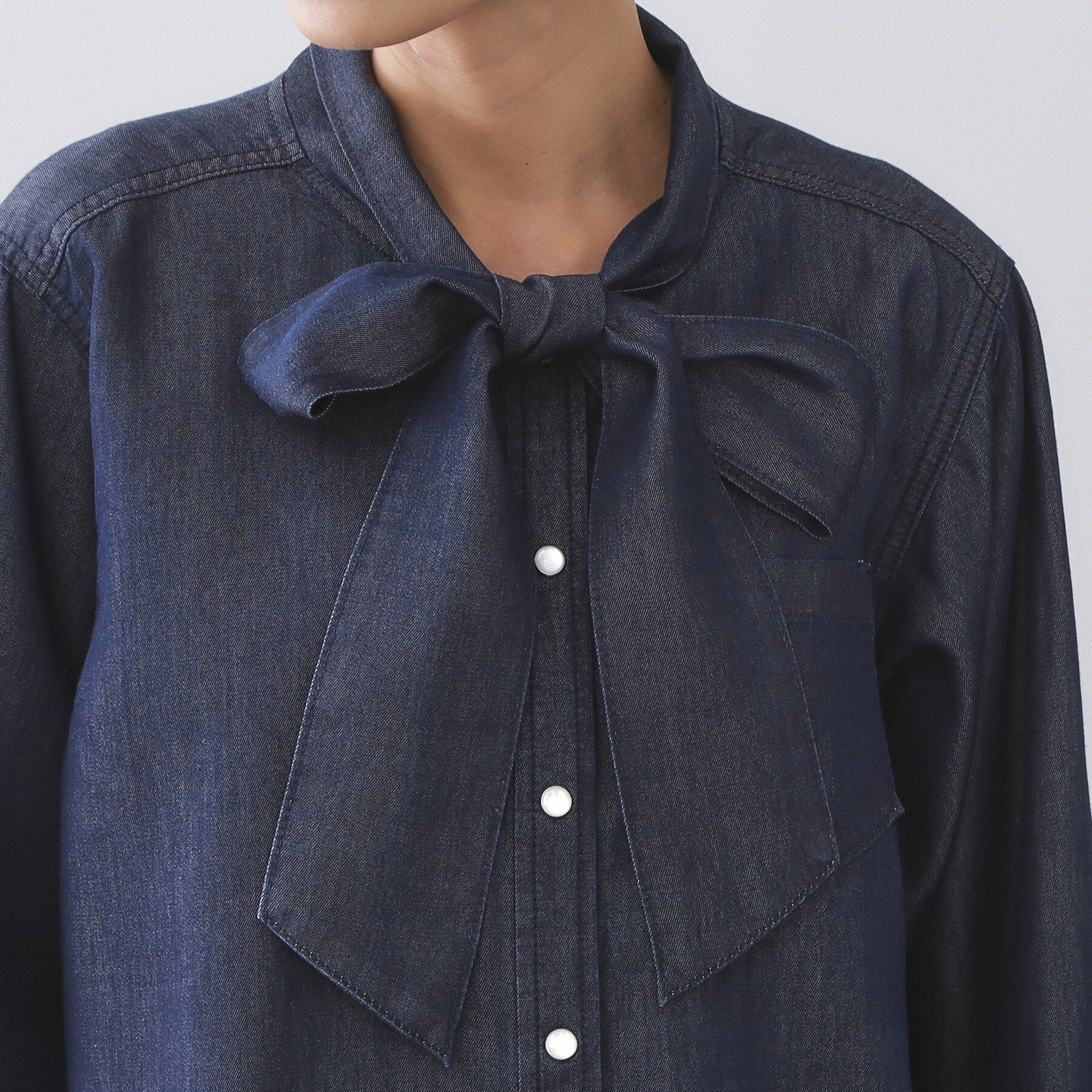 OPAQUE.CLIP「セルロース混デニムボウタイブラウス【洗濯機OK】」|シャツ・ブラウス|